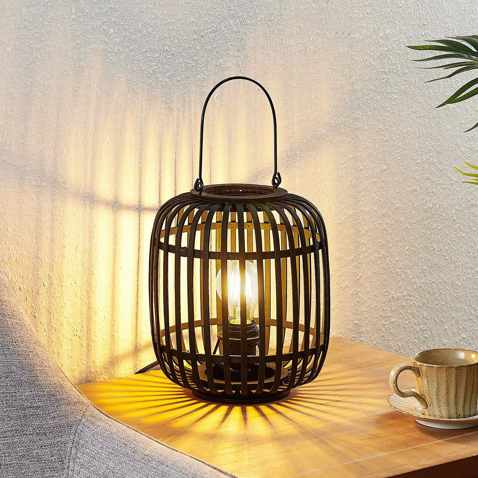 Lindby Tischlampe Canyana, schwarz, Rattan, 27 cm hoch günstig online kaufen