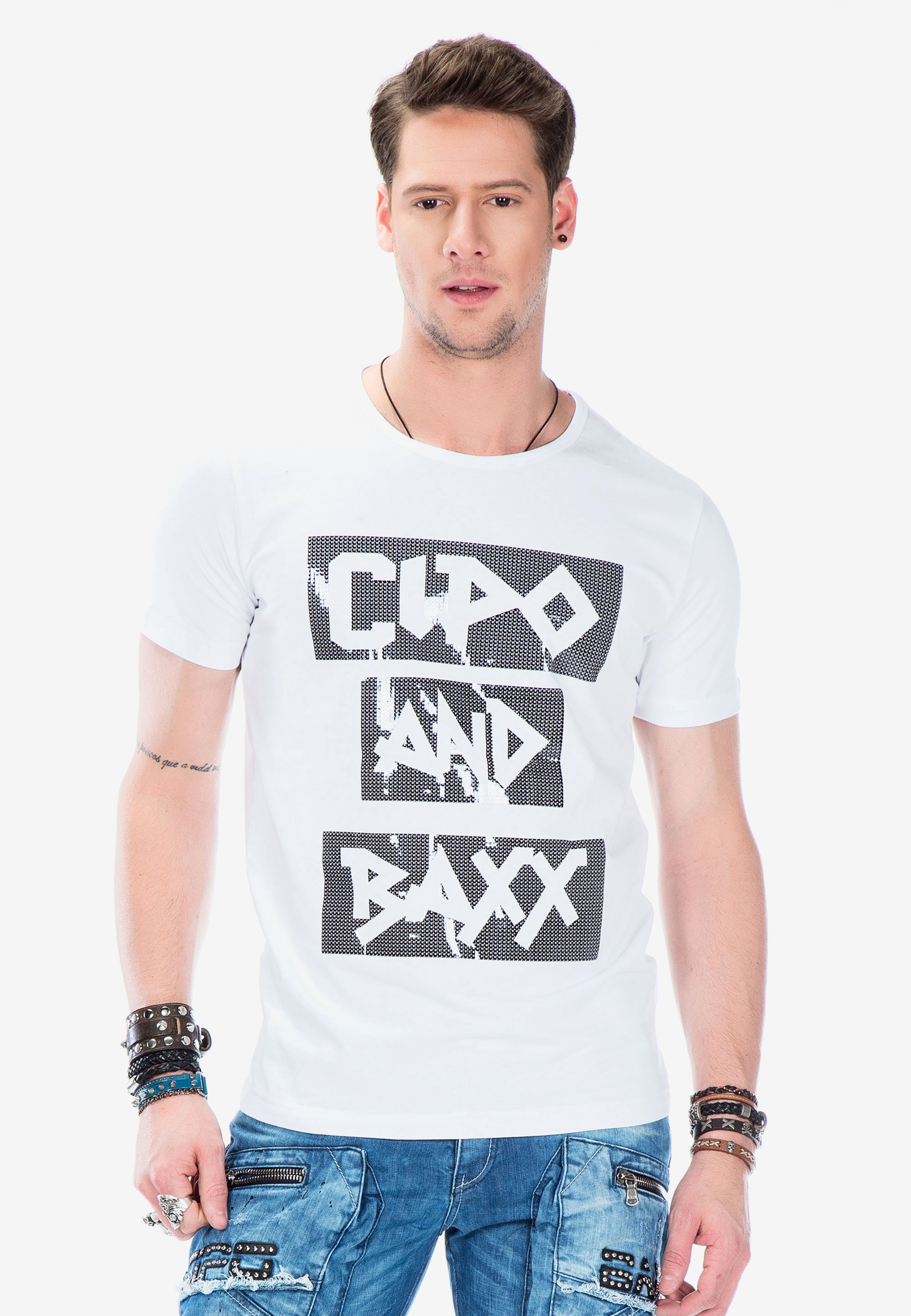 Cipo & Baxx T-Shirt, mit glänzendem Foliendruck günstig online kaufen