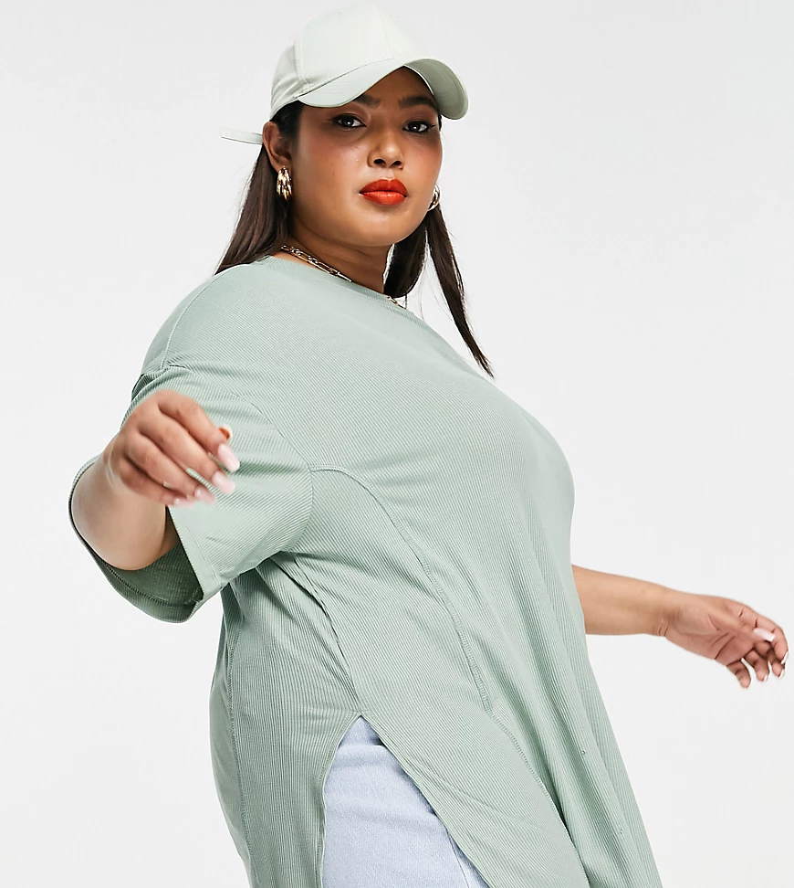 ASOS DESIGN Curve – Geripptes Oversize-T-Shirt in Blaugrün mit seitlichen S günstig online kaufen