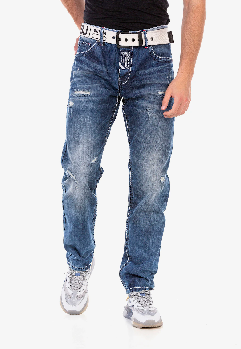 Cipo & Baxx Bequeme Jeans, mit trendigen Used-Elementen günstig online kaufen