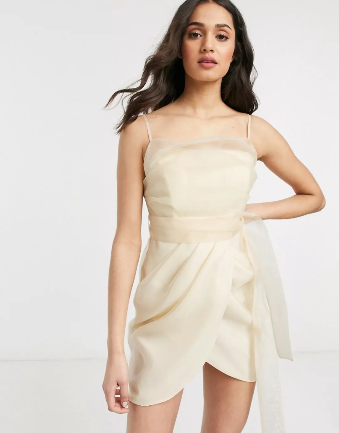 ASOS DESIGN – Camisole-Minikleid aus Organza mit drapiertem Rock in Creme-W günstig online kaufen