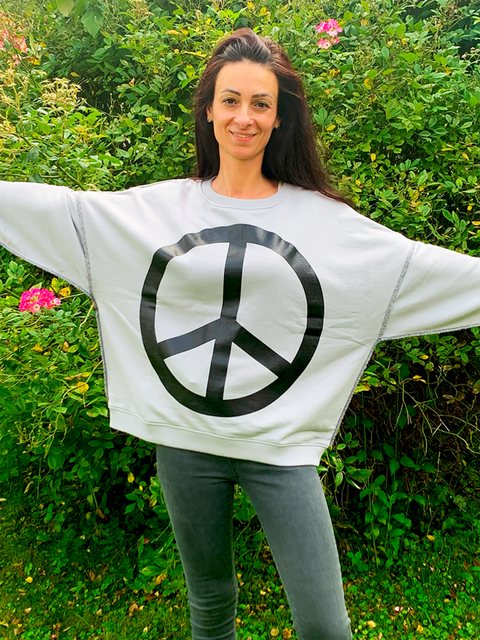 Miss Goodlife Rundhalspullover Roundneck Peace Grey günstig online kaufen