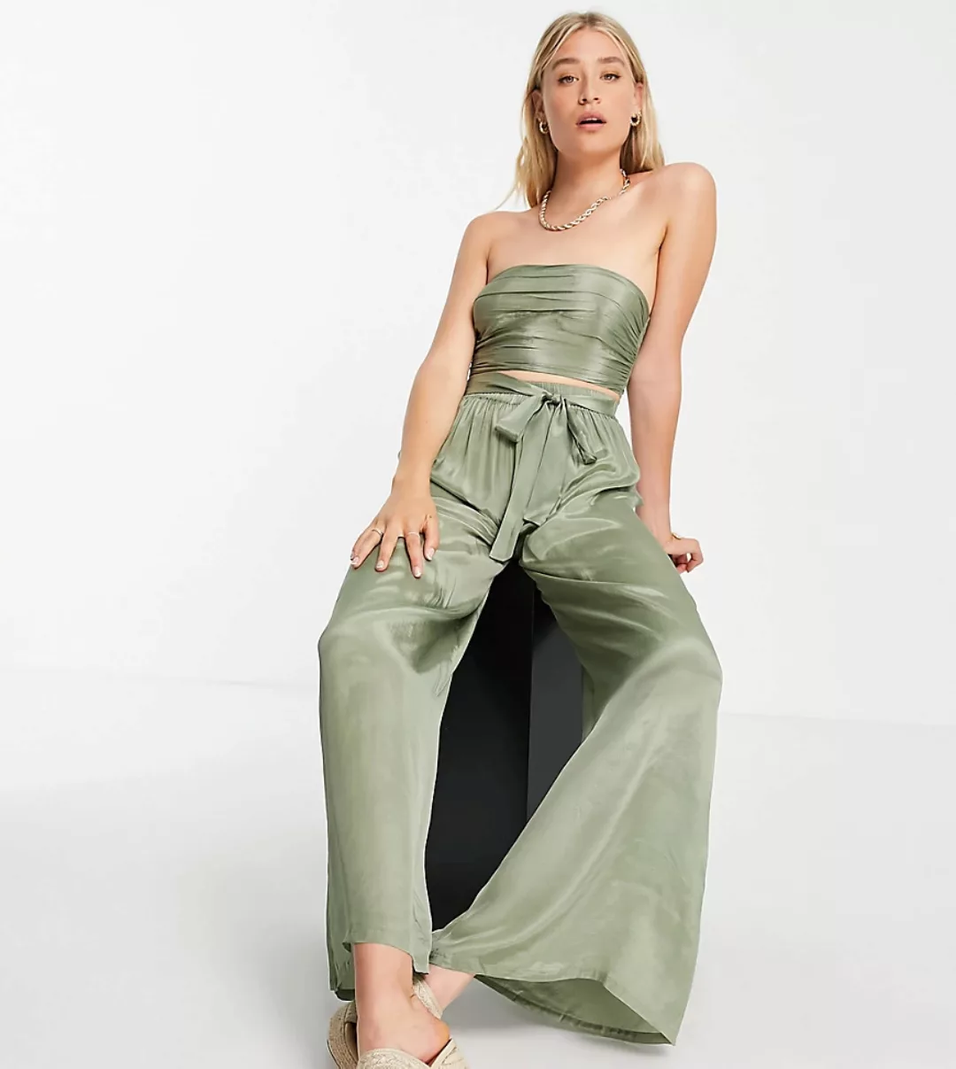 ASOS DESIGN Tall – Strandhose mit weitem Bein in Khaki, Kombiteil-Grün günstig online kaufen