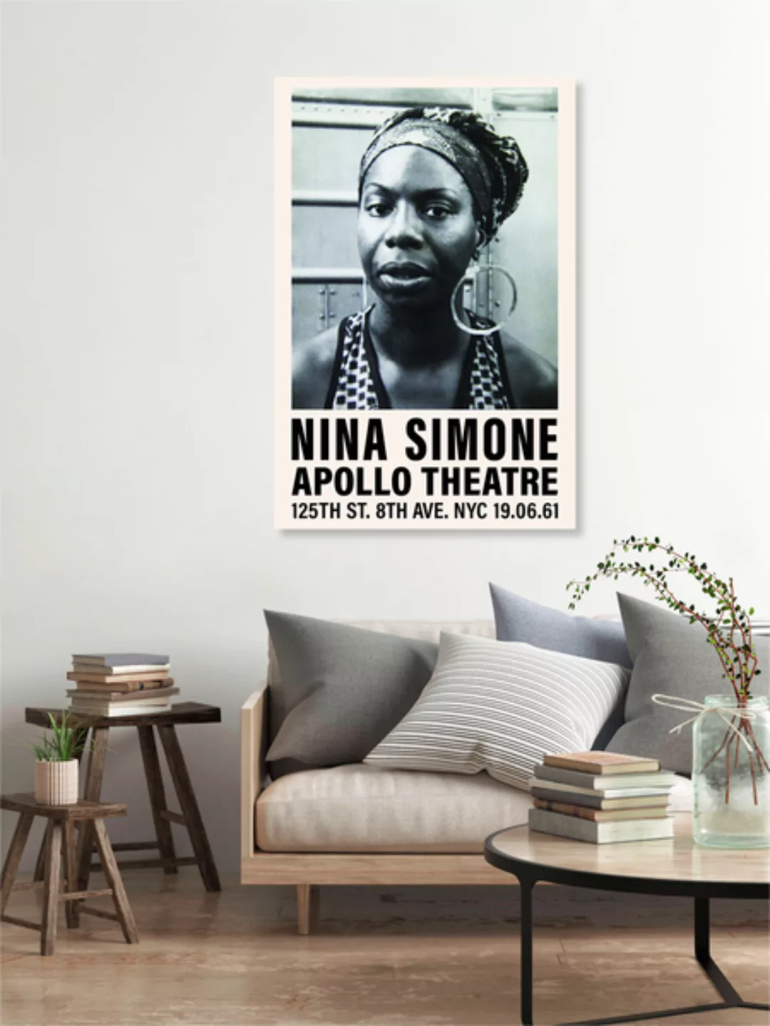 Poster / Leinwandbild - Nina Simone At The Apollo Theatre günstig online kaufen
