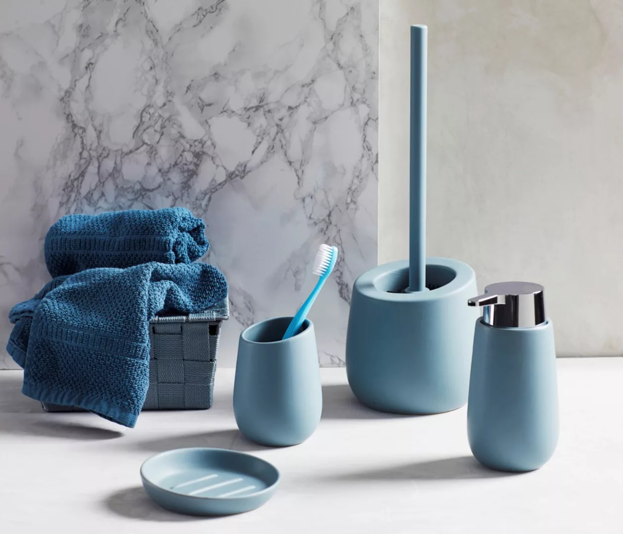WENKO WC-Garnitur Badi Chrom matt Keramik, WC-Bürstenhalter silber günstig online kaufen