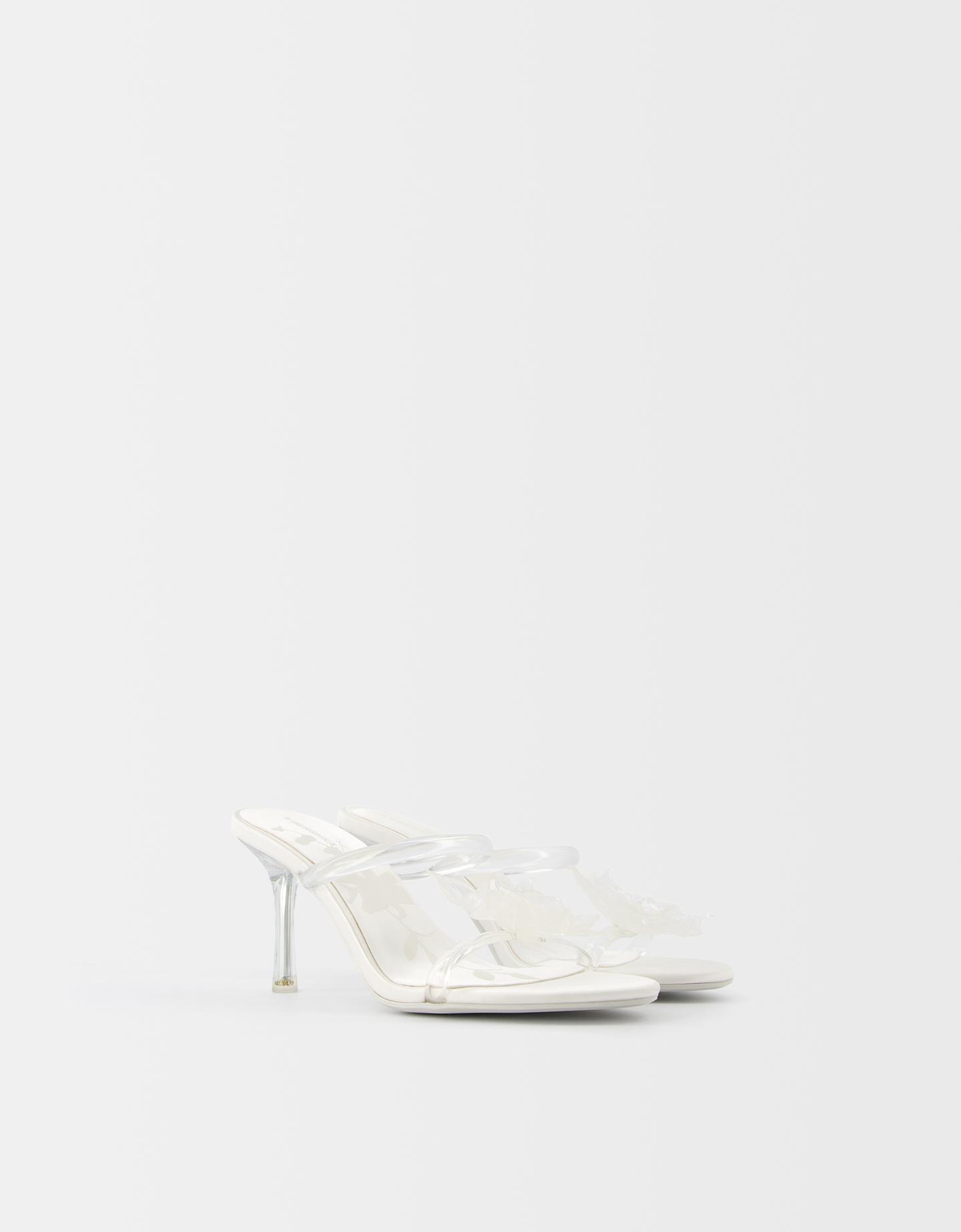 Bershka Sandalen Mit Vinyl-Absatz Und Blume Damen 40 Transparent günstig online kaufen