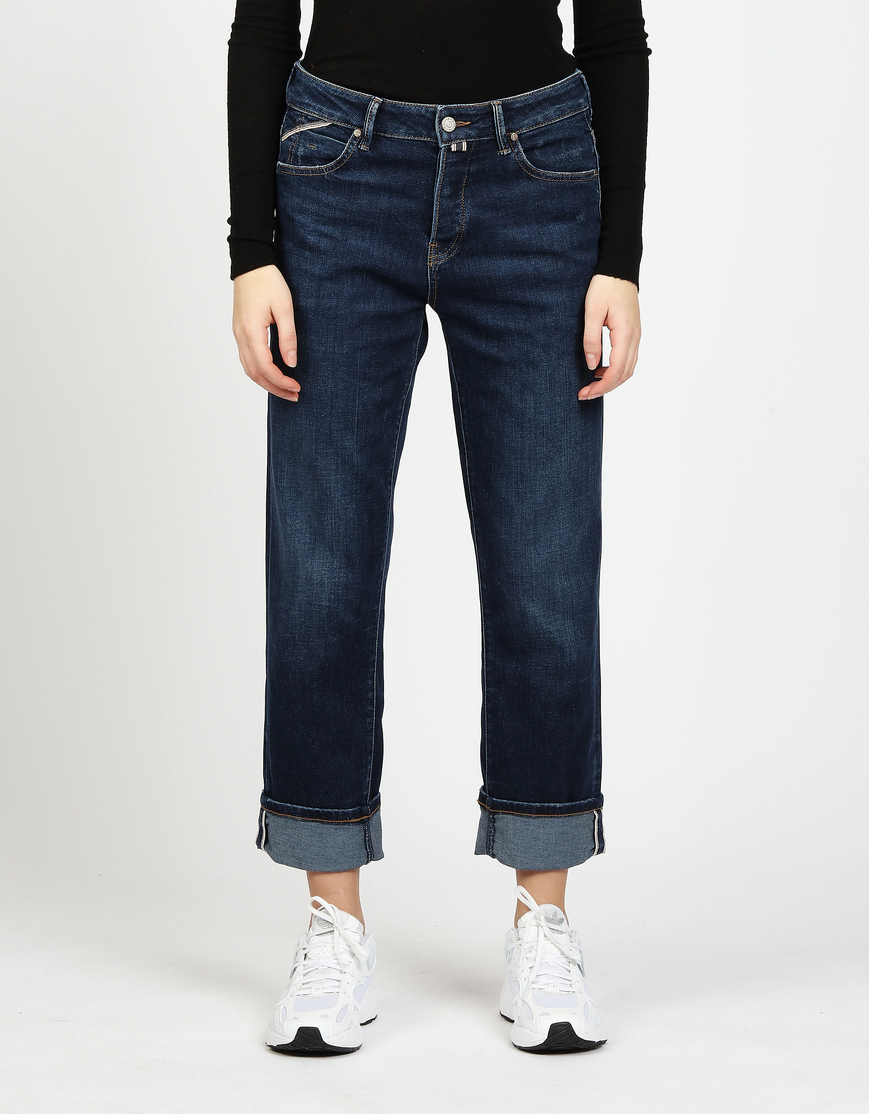 GANG Straight-Jeans "94THELMA", mit Detail oberhalb der Münztasche günstig online kaufen
