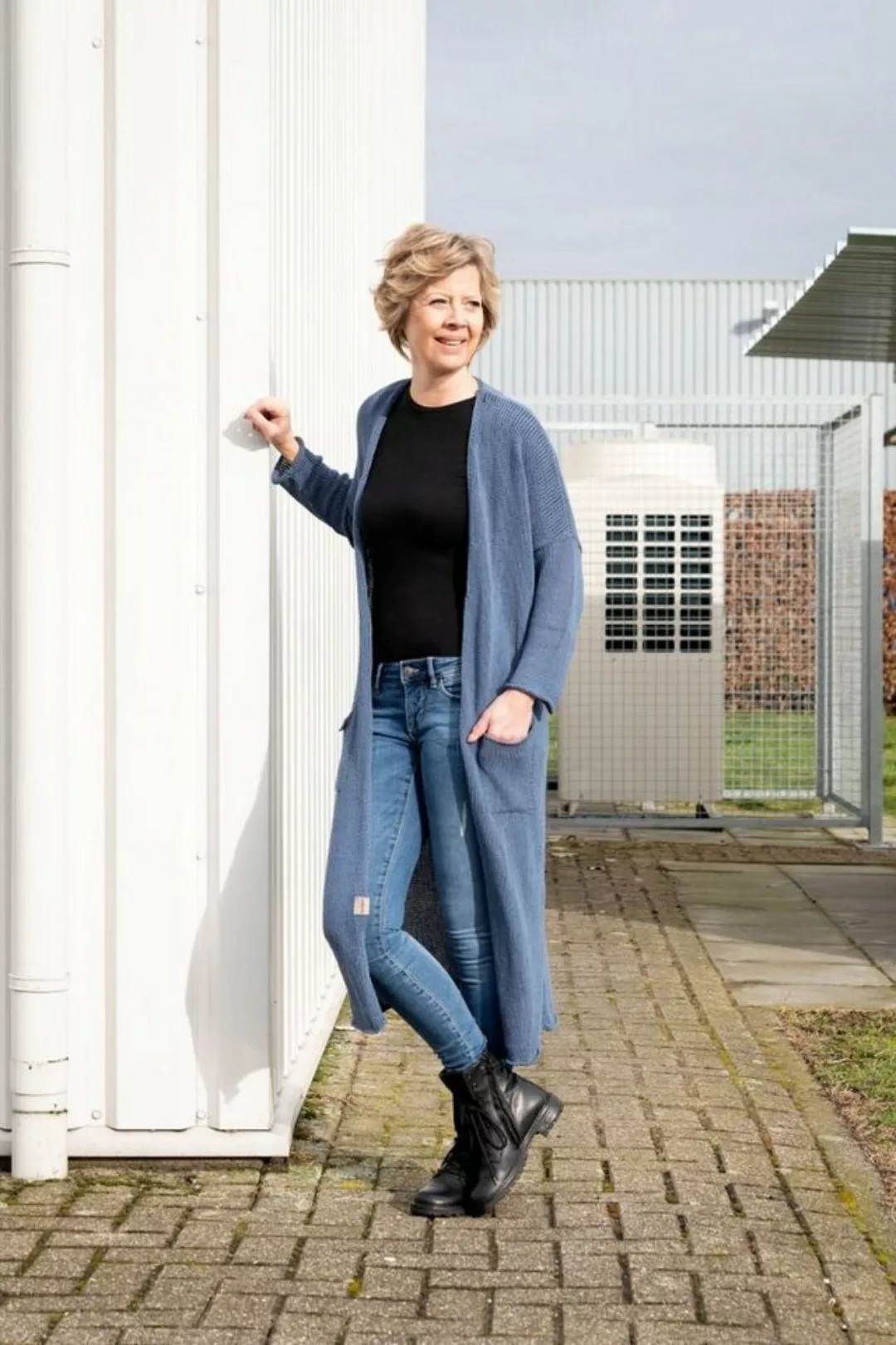 Knit Factory Strickjacke Jasmin Strickjacken 40/42 Glatt Dunkelblau (1-tlg) günstig online kaufen