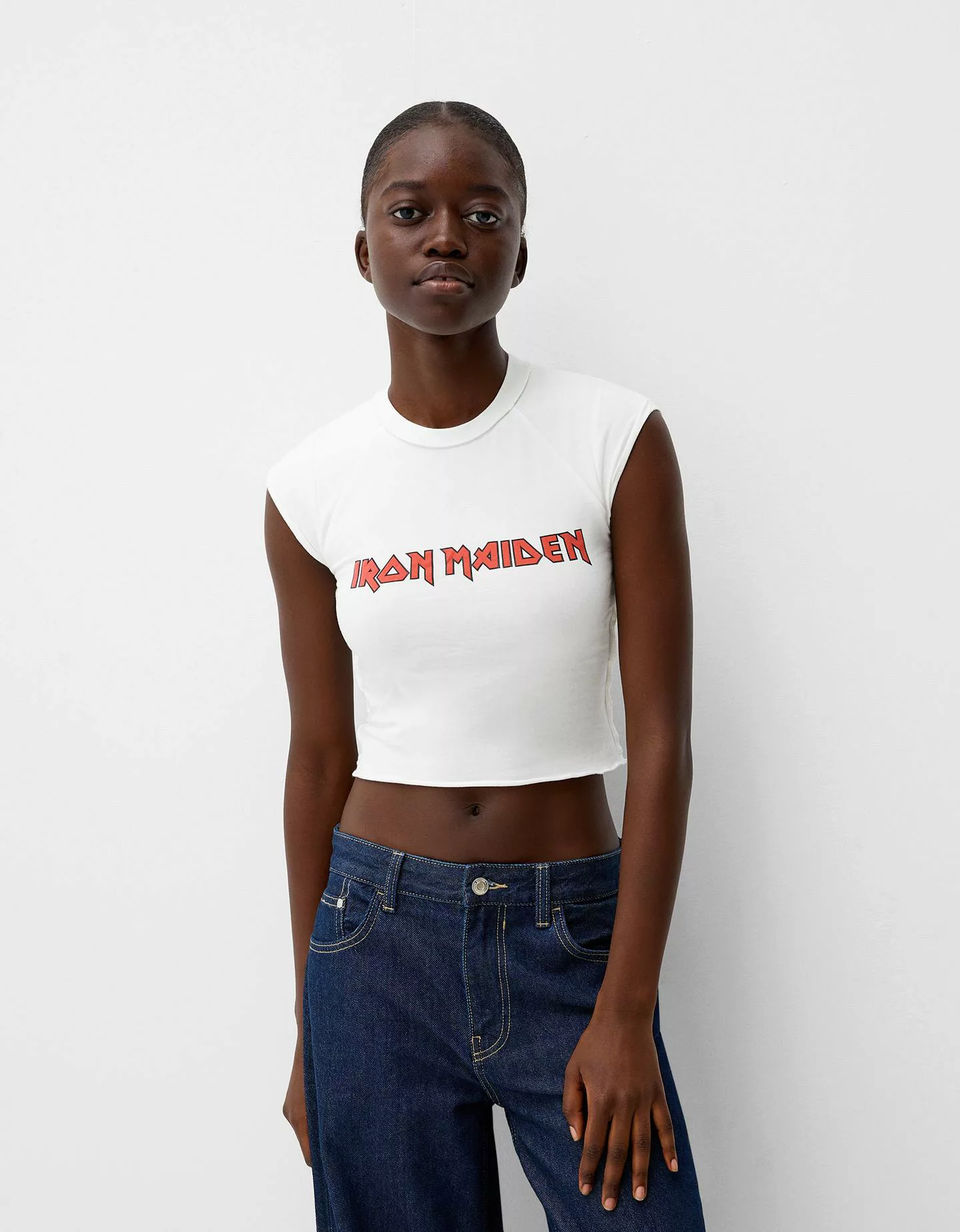 Bershka Cropped-Shirt Iron Maiden Mit Kurzen Ärmeln Damen Xs Weiss günstig online kaufen