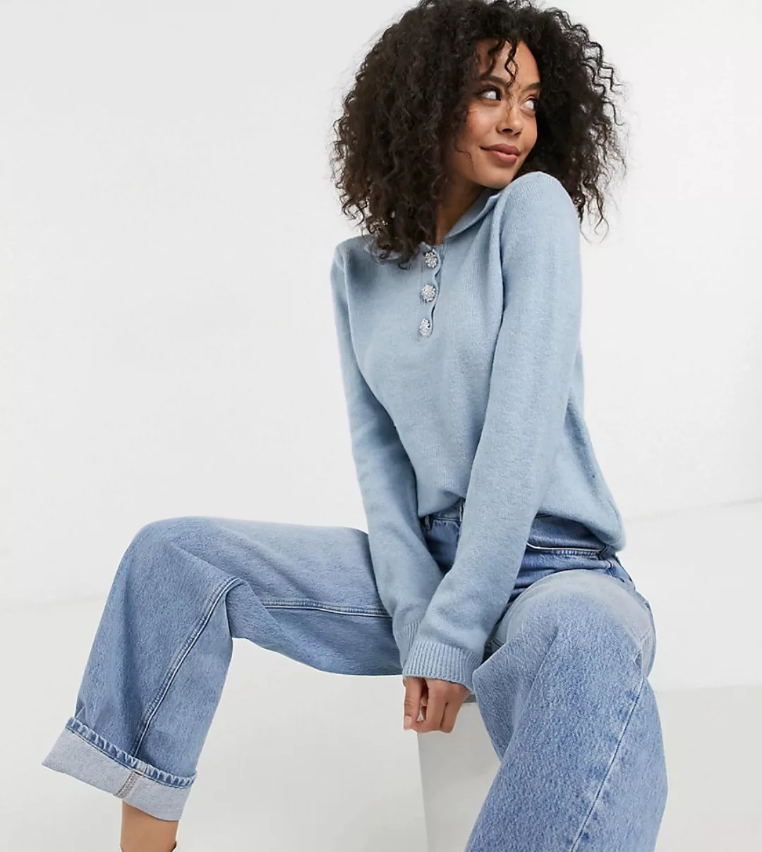 Vero Moda Tall – Polo-Pullover in Blau mit Knöpfen mit Glitzersteinverzieru günstig online kaufen