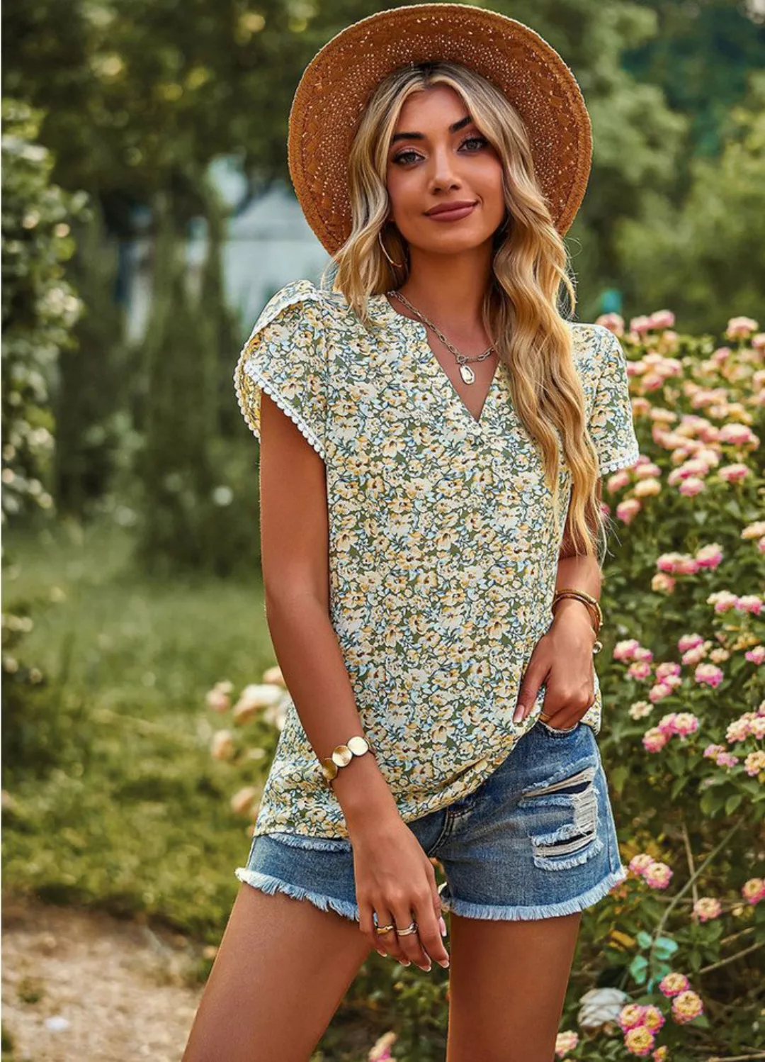BlauWave Kurzarmshirt Petal zerfetzte Blumen Kurzarm V-Ausschnitt T-Shirt B günstig online kaufen