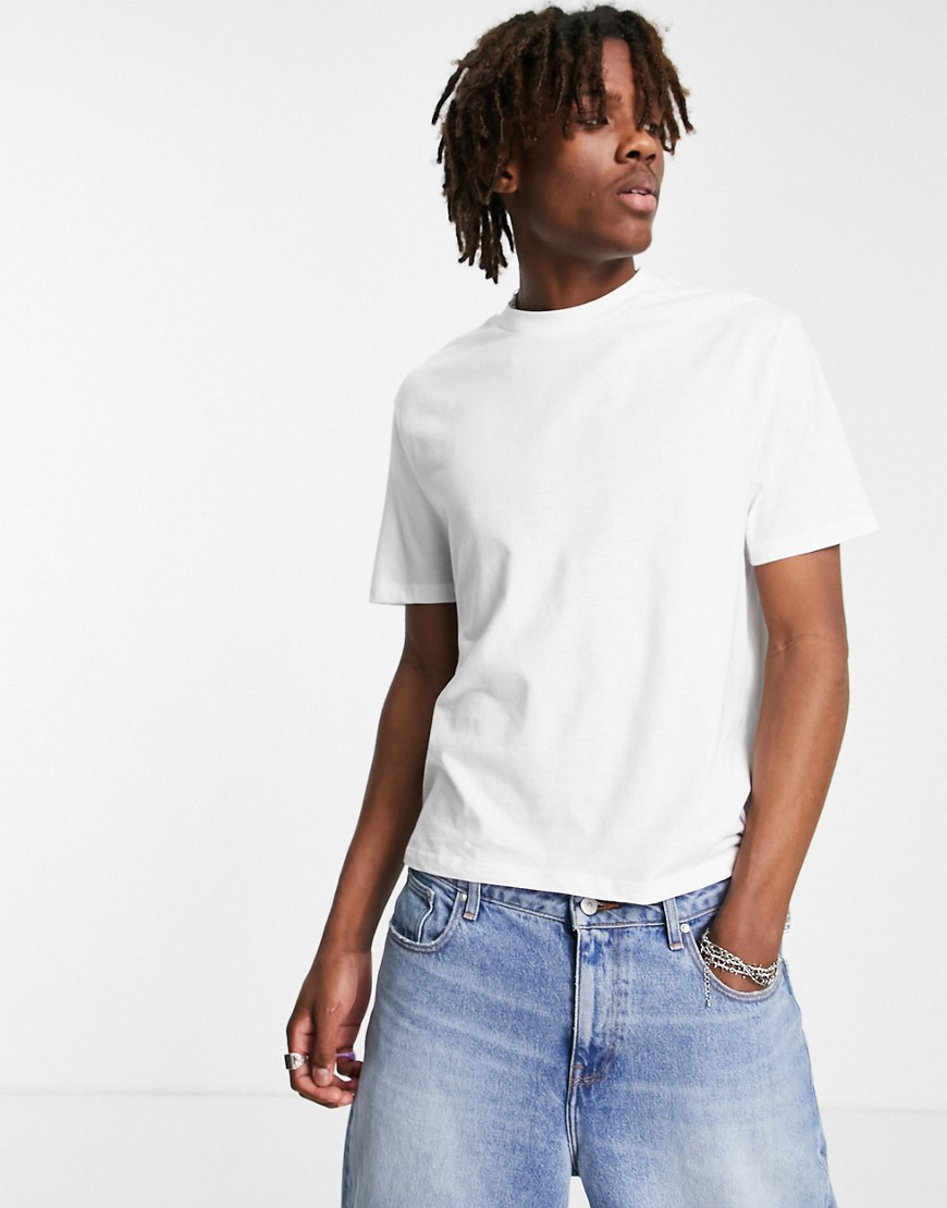 ASOS Design – Kurzes Muskelshirt in Weiß günstig online kaufen