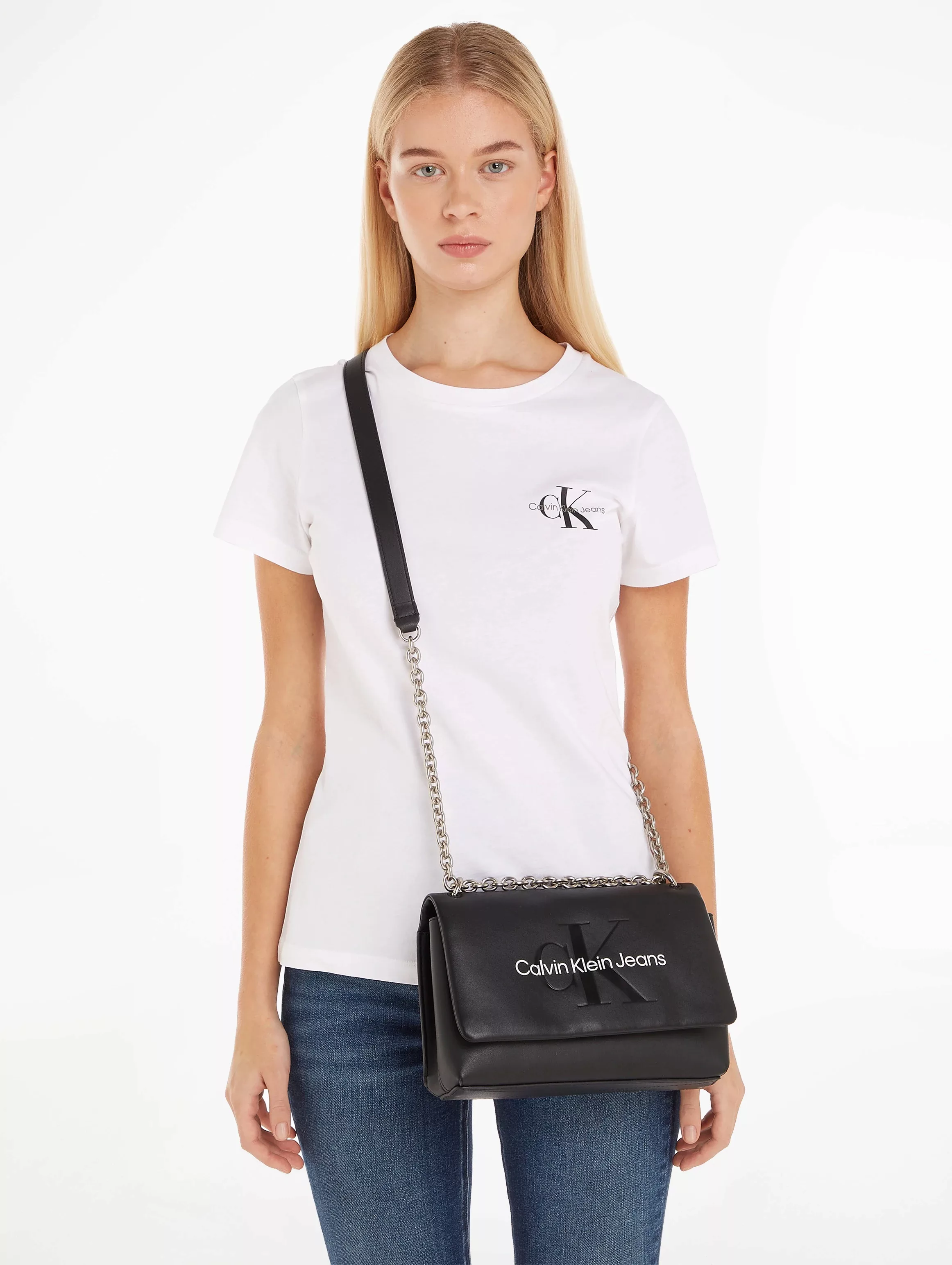 Calvin Klein Jeans Schultertasche "SCULPTED EW FLAP W/CHAIN25 MONO" günstig online kaufen