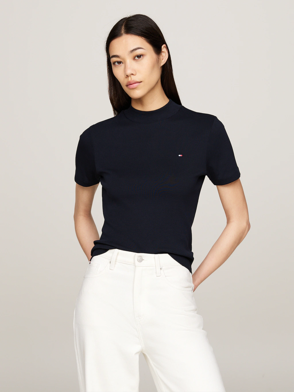 Tommy Hilfiger Stehkragenshirt NEW CODY SLIM CROP MOCK-NK mit Logostickerei günstig online kaufen