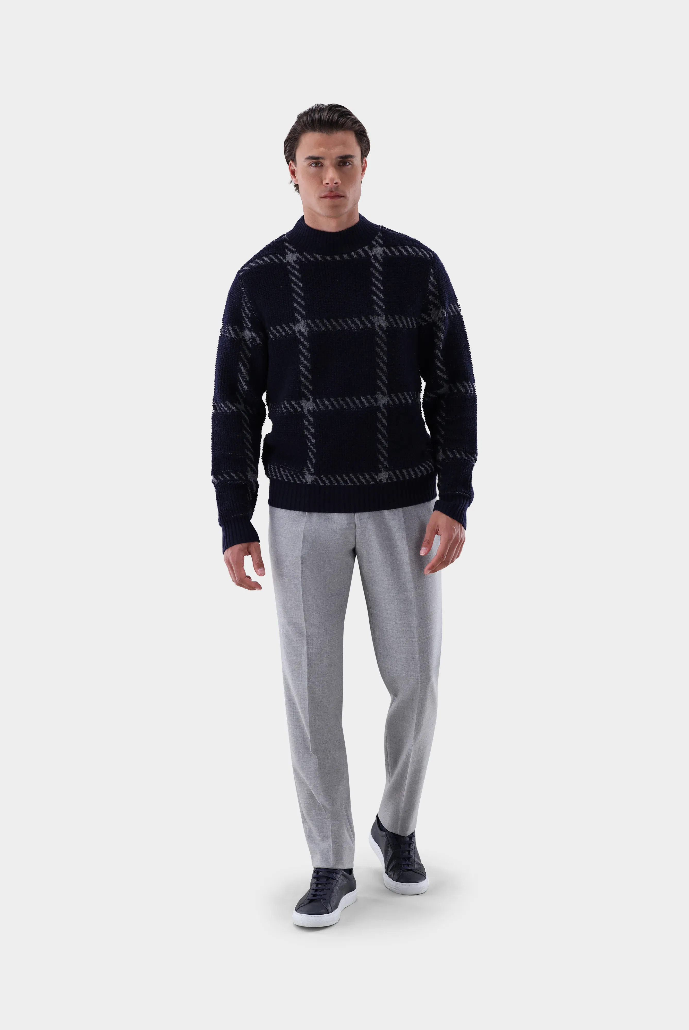 Stehkragenpullover mit Jacquard-Karomuster günstig online kaufen