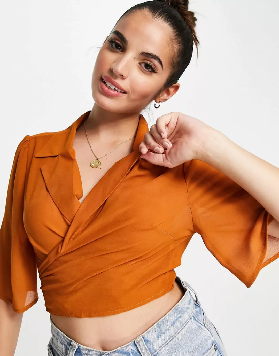 Unique21 – Vorne gebundenes Strand-Hemd mit kurzem Schnitt in Orange günstig online kaufen