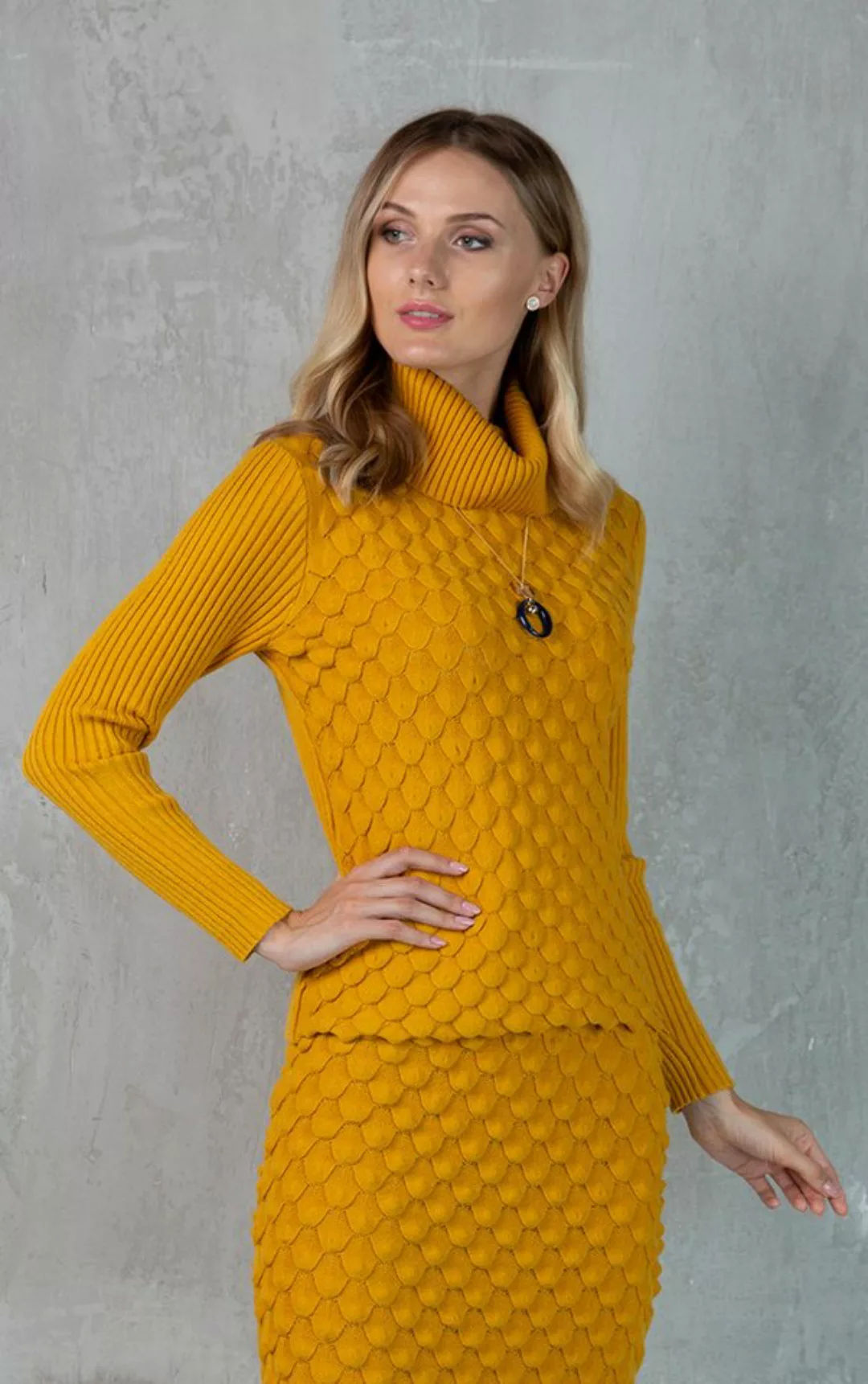 Passioni Rollkragenpullover mit strukturiertem Strickdesign und Rippenärmel günstig online kaufen