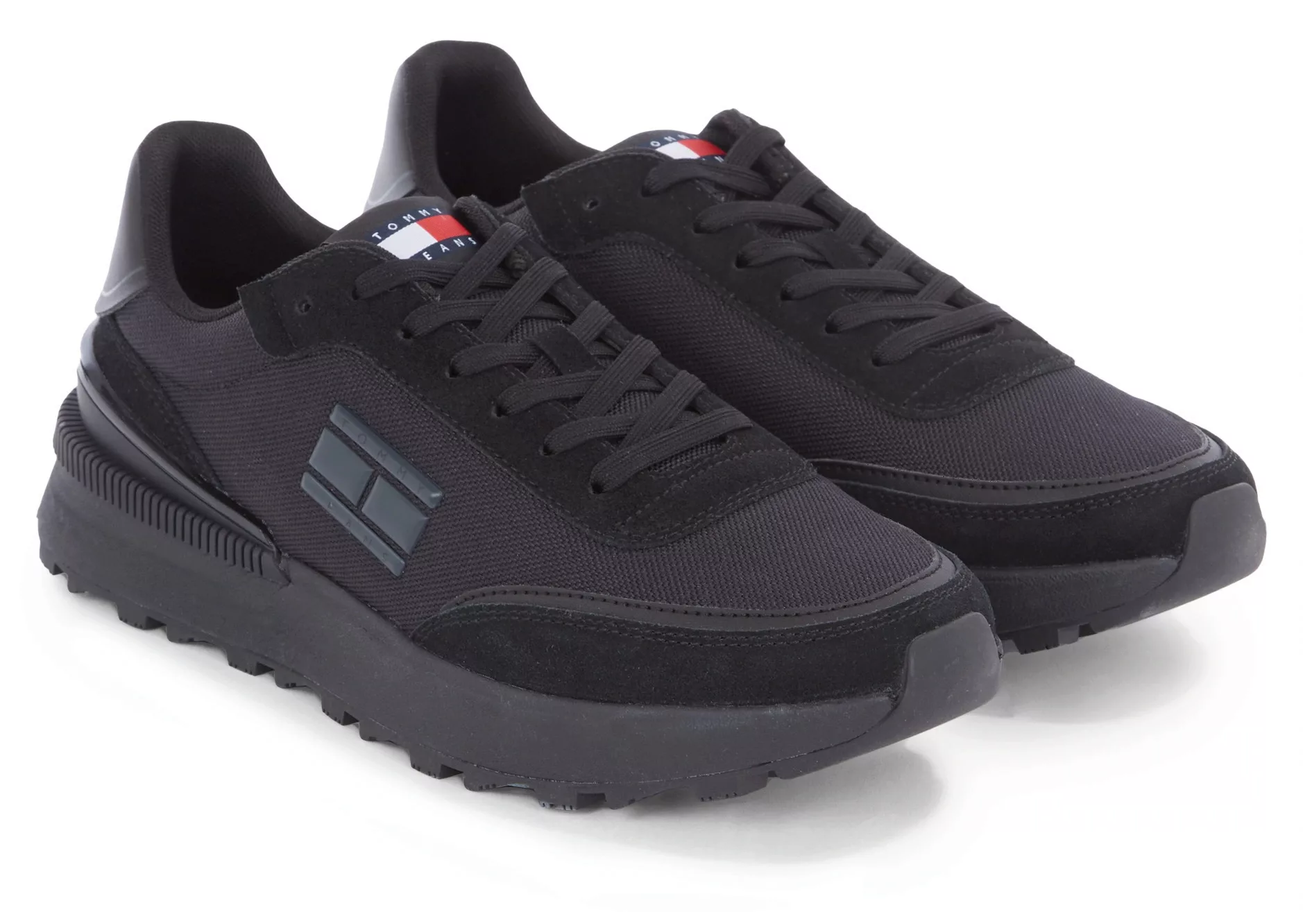 Tommy Jeans Sneaker "TJM TECHNICAL RUNNER ESS", mit gepolstertem Schaftrand günstig online kaufen