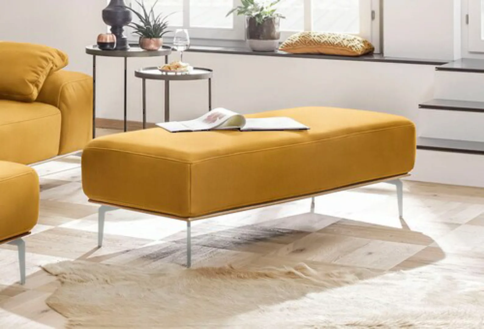 W.SCHILLIG Polsterhocker "run", mit elegantem Holzsockel, Füße in Chrom glä günstig online kaufen