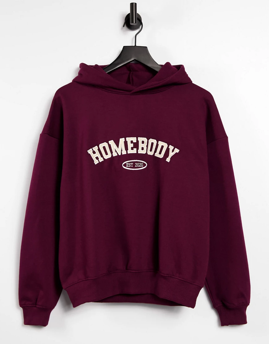 In The Style – Kapuzenpullover in Burgunderrot mit "Homebody"-Schriftzug günstig online kaufen