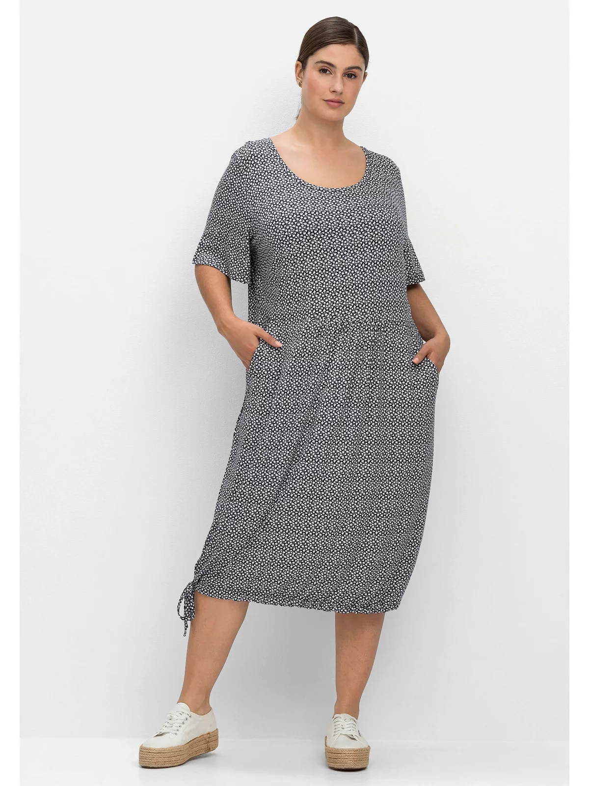 Sheego Sommerkleid "Große Größen", mit Minimalprint und Saum-Tunnelzug günstig online kaufen