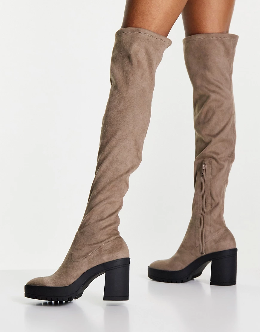Miss Selfridge – Rio – Kniehohe Stiefel in Taupe-Braun günstig online kaufen