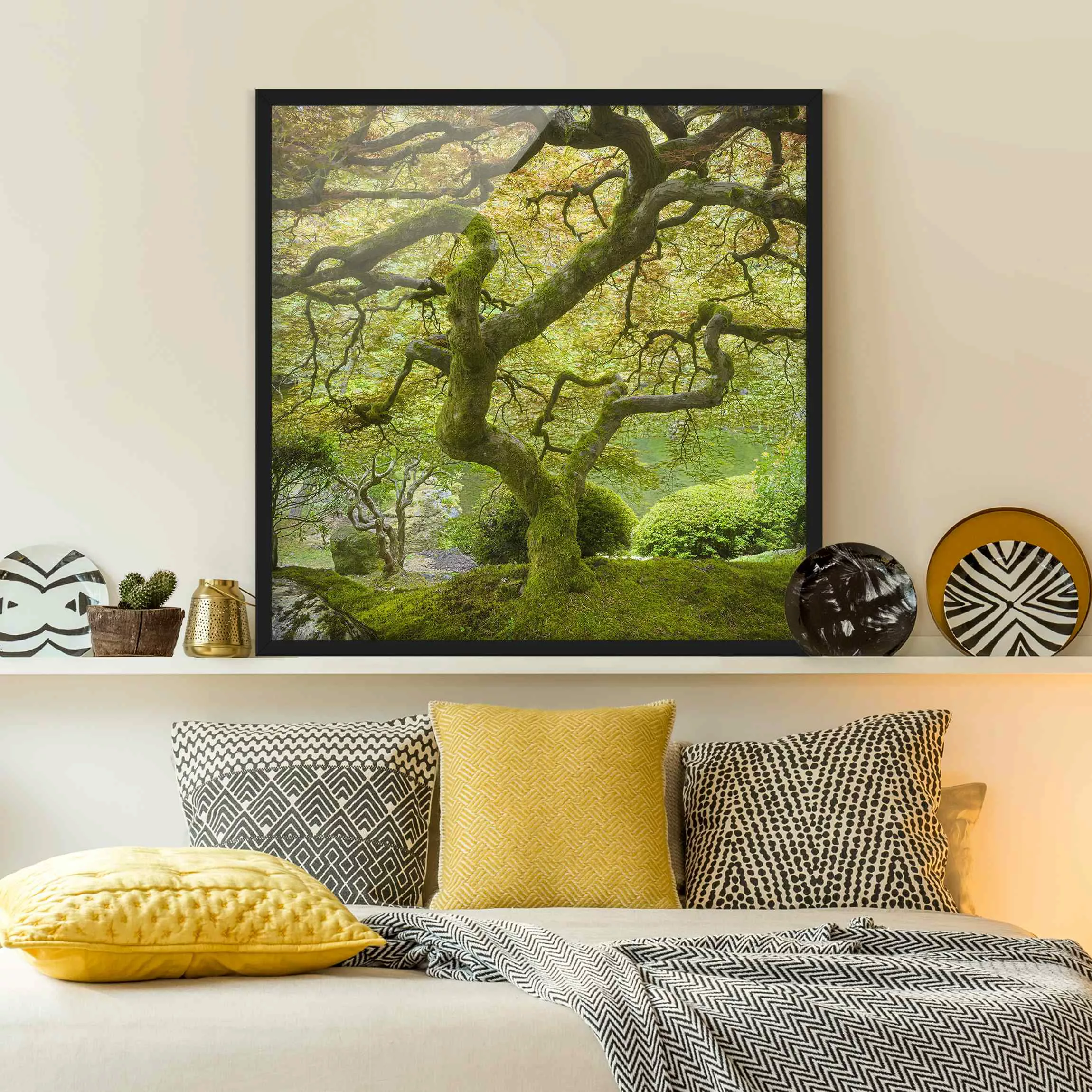 Bild mit Rahmen Natur & Landschaft - Quadrat Grüner Japanischer Garten günstig online kaufen