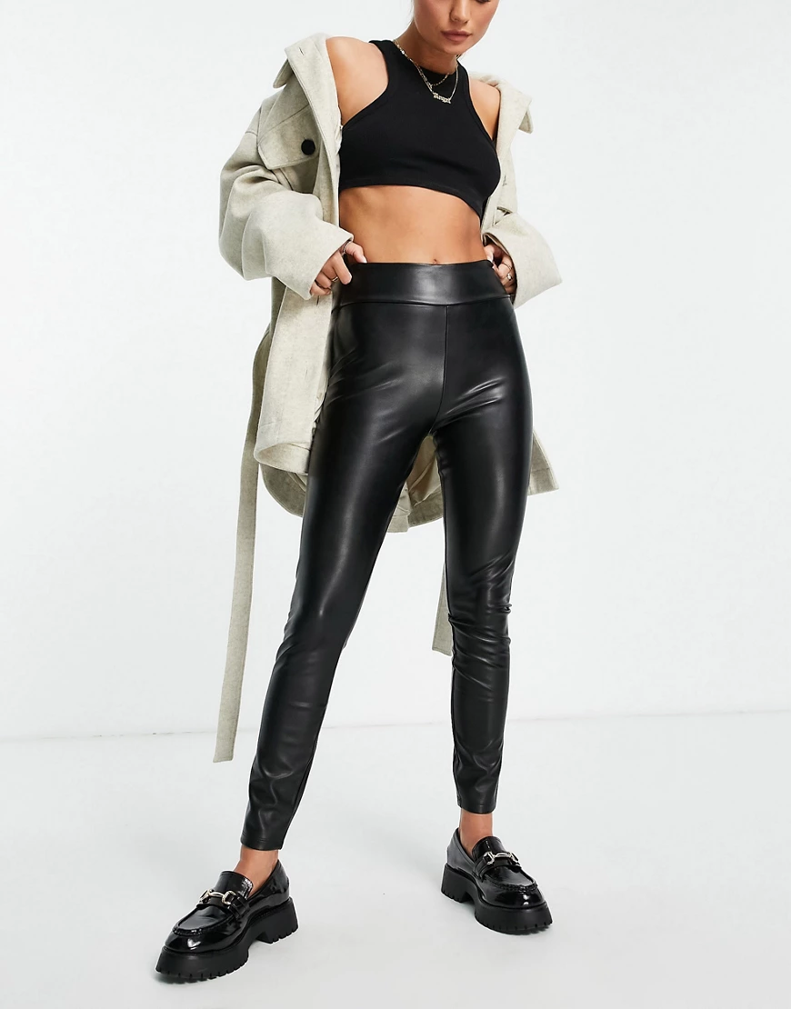 Abercrombie & Fitch – Leggings aus veganfreundlichem Leder in Schwarz günstig online kaufen