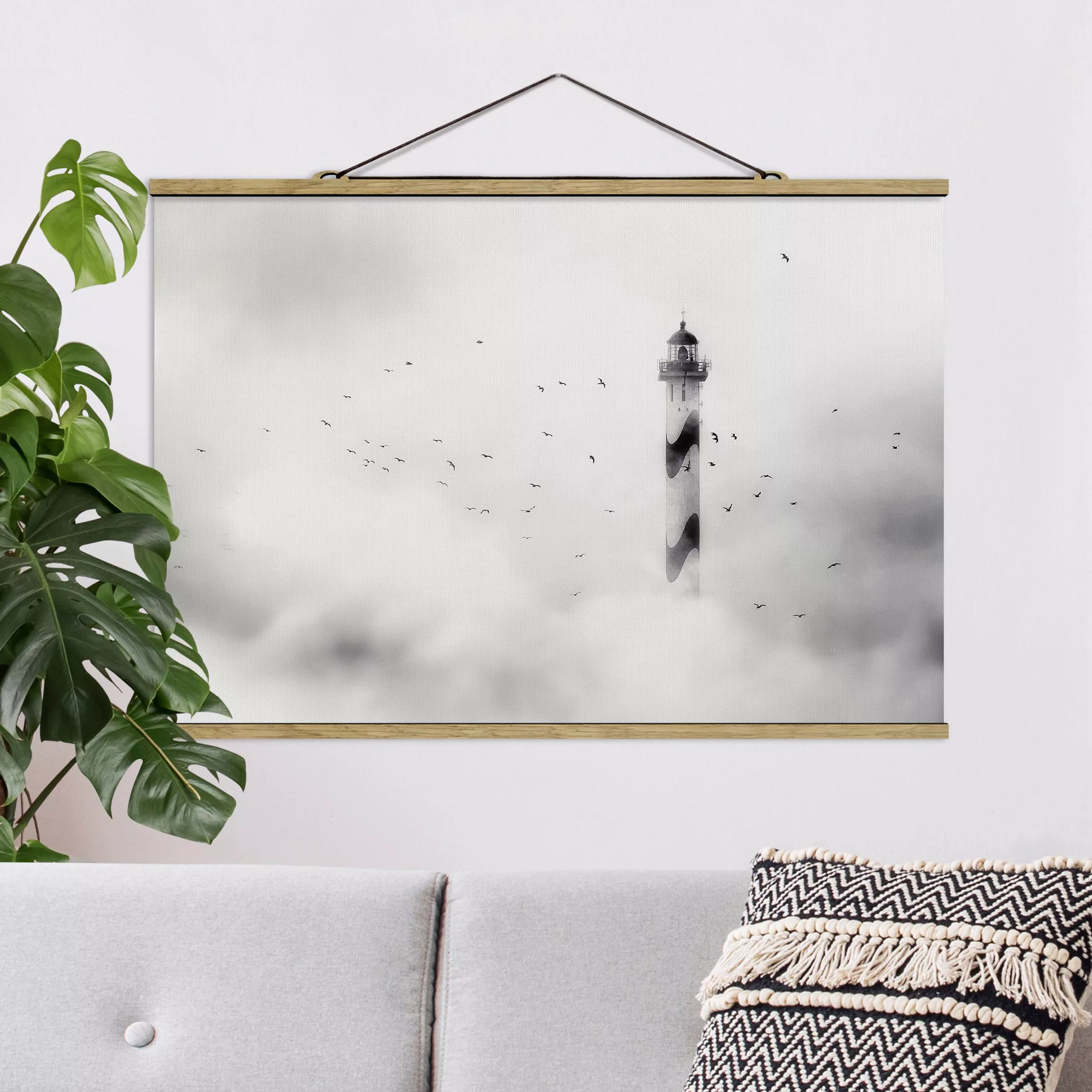 Stoffbild Strand mit Posterleisten - Querformat Leuchtturm im Nebel günstig online kaufen