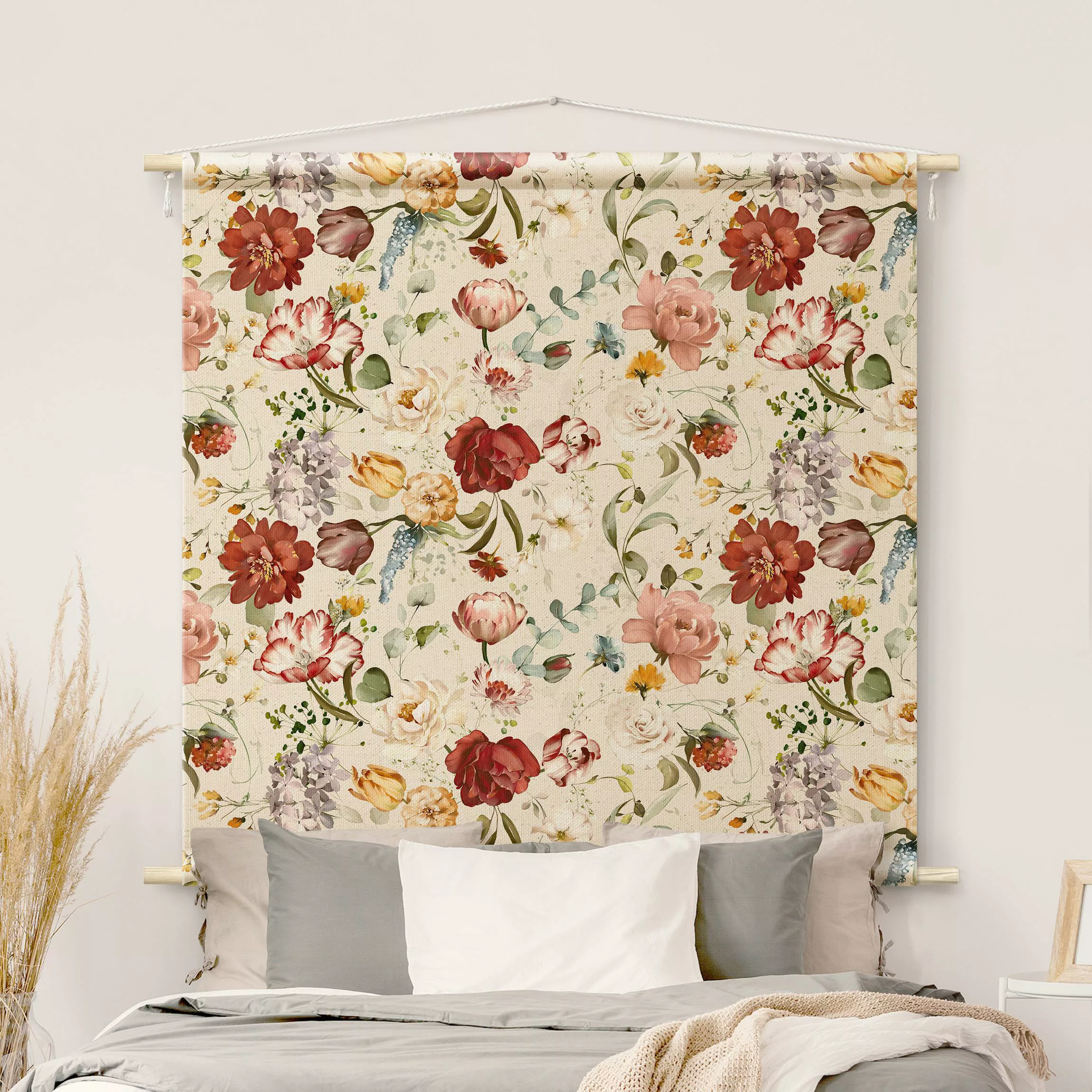 Wandteppich Blumen Aquarell Vintage Muster auf Beige günstig online kaufen