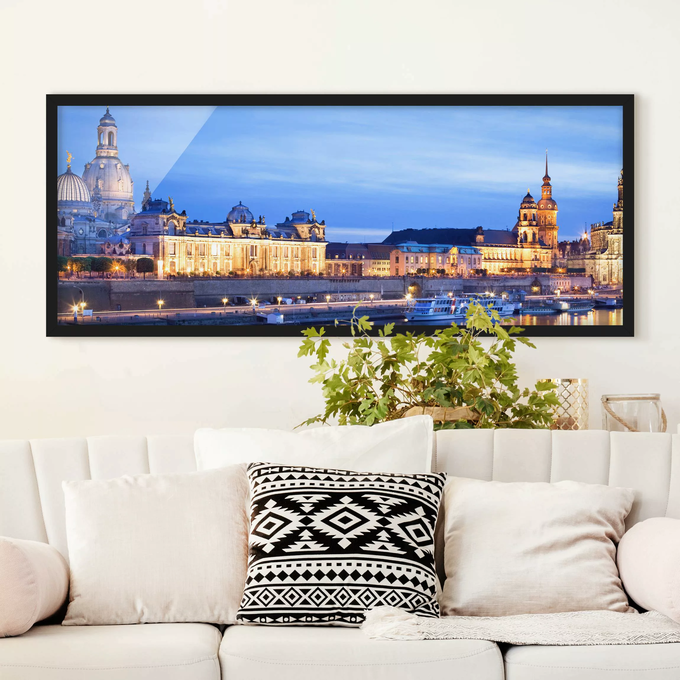 Bild mit Rahmen Architektur & Skyline - Panorama Canaletto-Blick bei Nacht günstig online kaufen