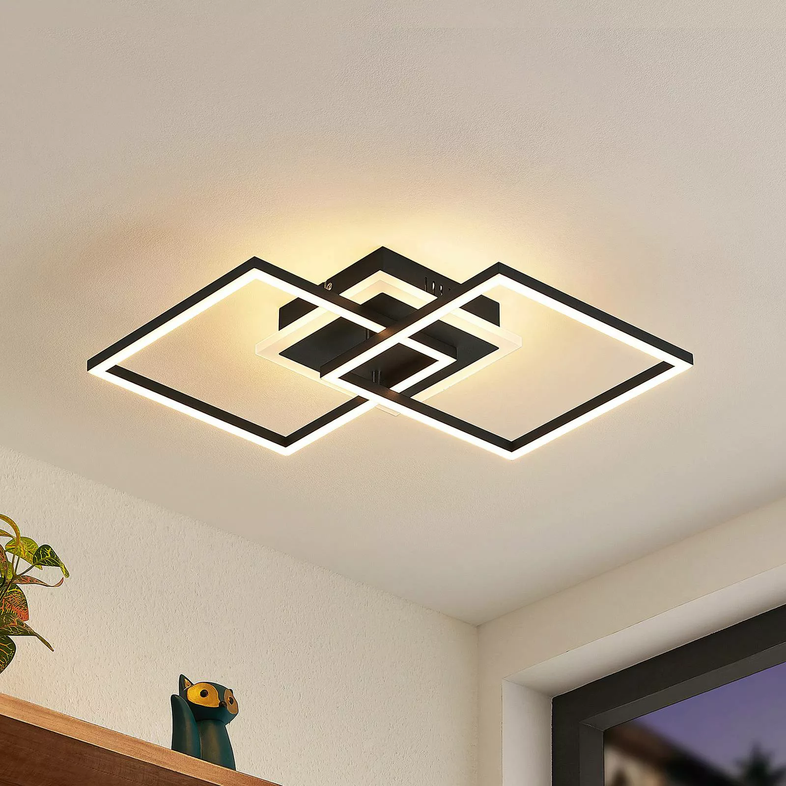 Lindby LED-Deckenlampe Fjardo, eckig, schwarz, CCT, Remote günstig online kaufen