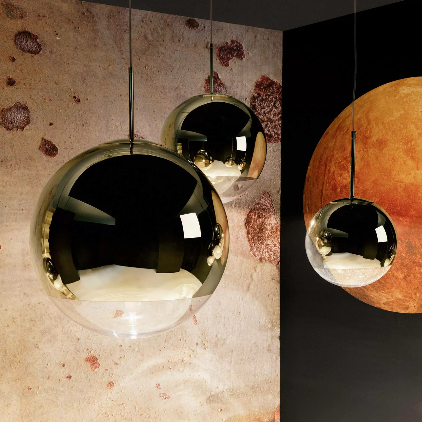 Tom Dixon Mirror Ball LED-Hängelampe Ø 25 cm gold günstig online kaufen