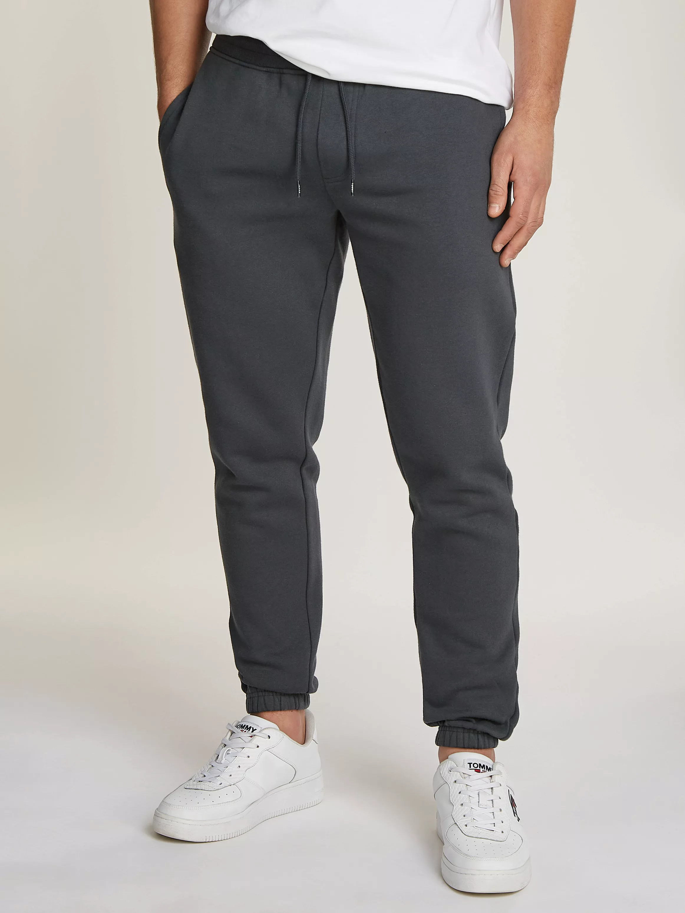 Tommy Jeans Sweathose "TJM SLIM S FLAG SWEATPANT" günstig online kaufen