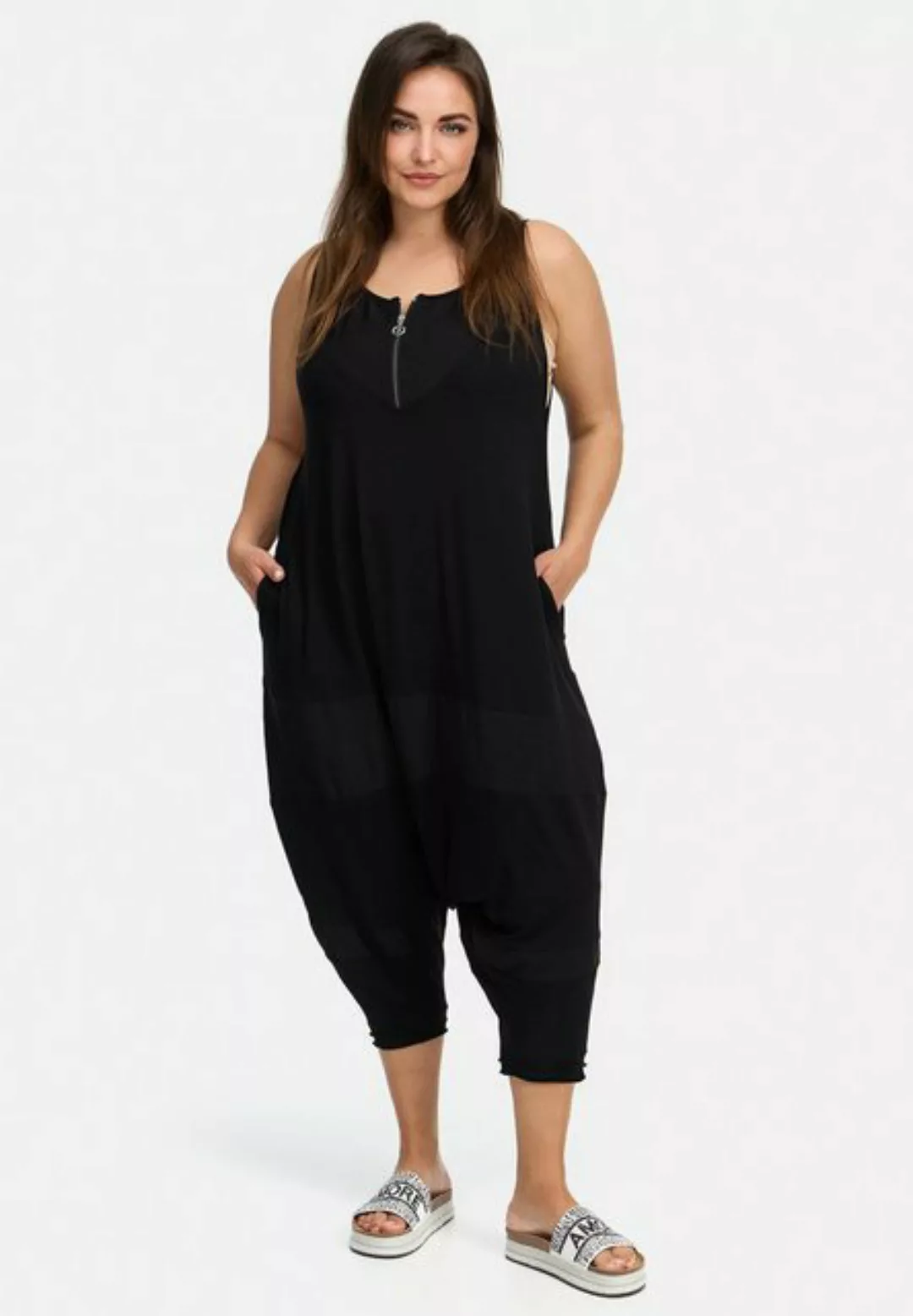 Kekoo Latzhose Jumpsuit aus weichem luftigem Viskosestretch 'Maris' günstig online kaufen