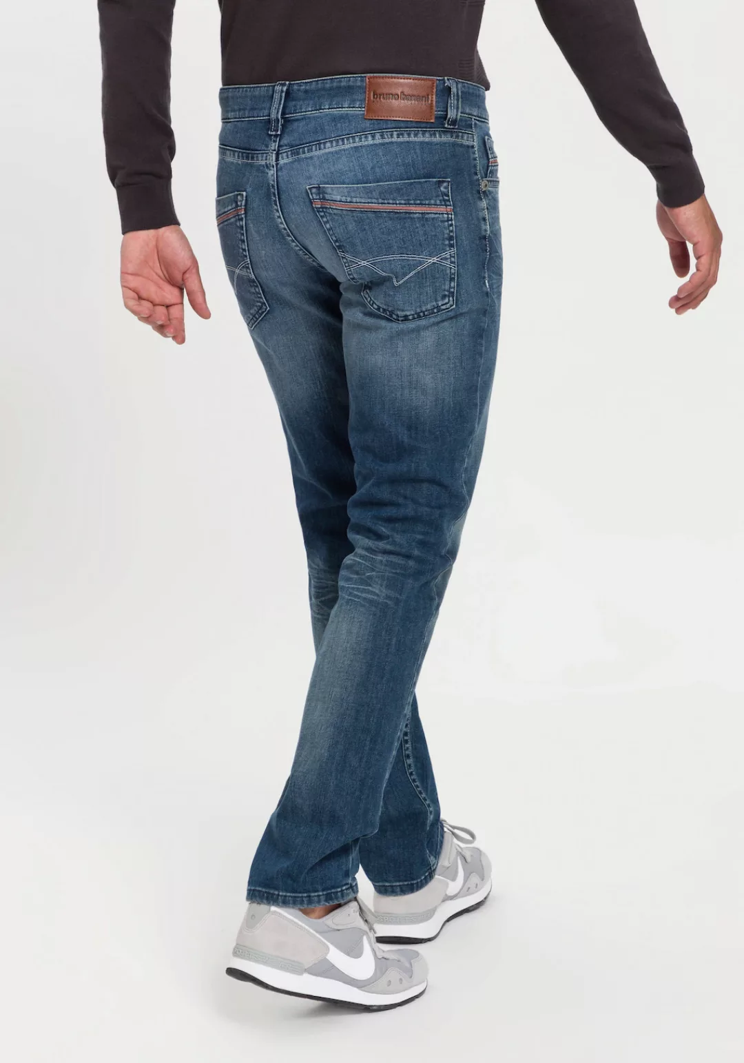 Bruno Banani Straight-Jeans Dylan gerade Beinform, Used-Waschung, niedrige günstig online kaufen