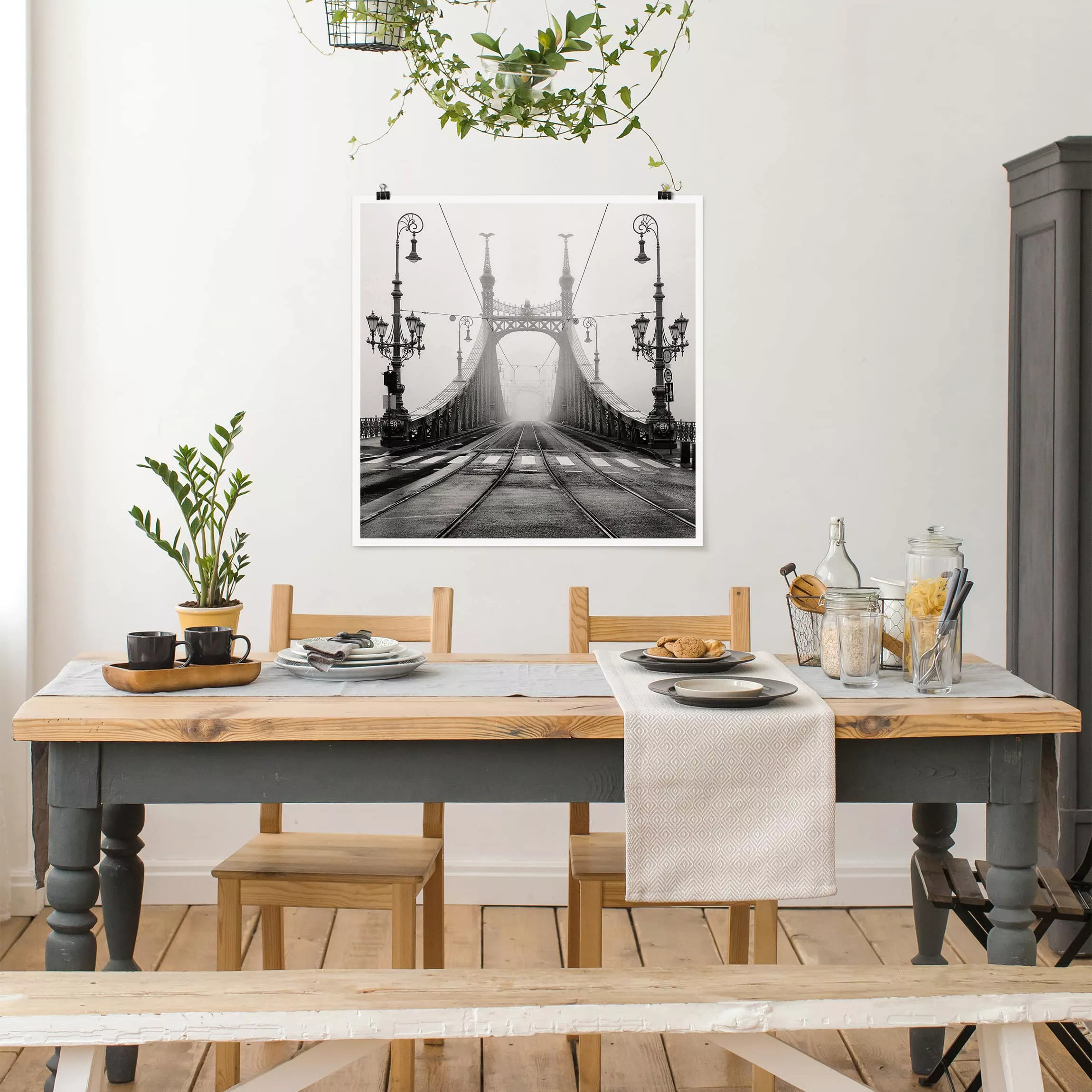 Poster Architektur & Skyline - Quadrat Brücke in Budapest günstig online kaufen