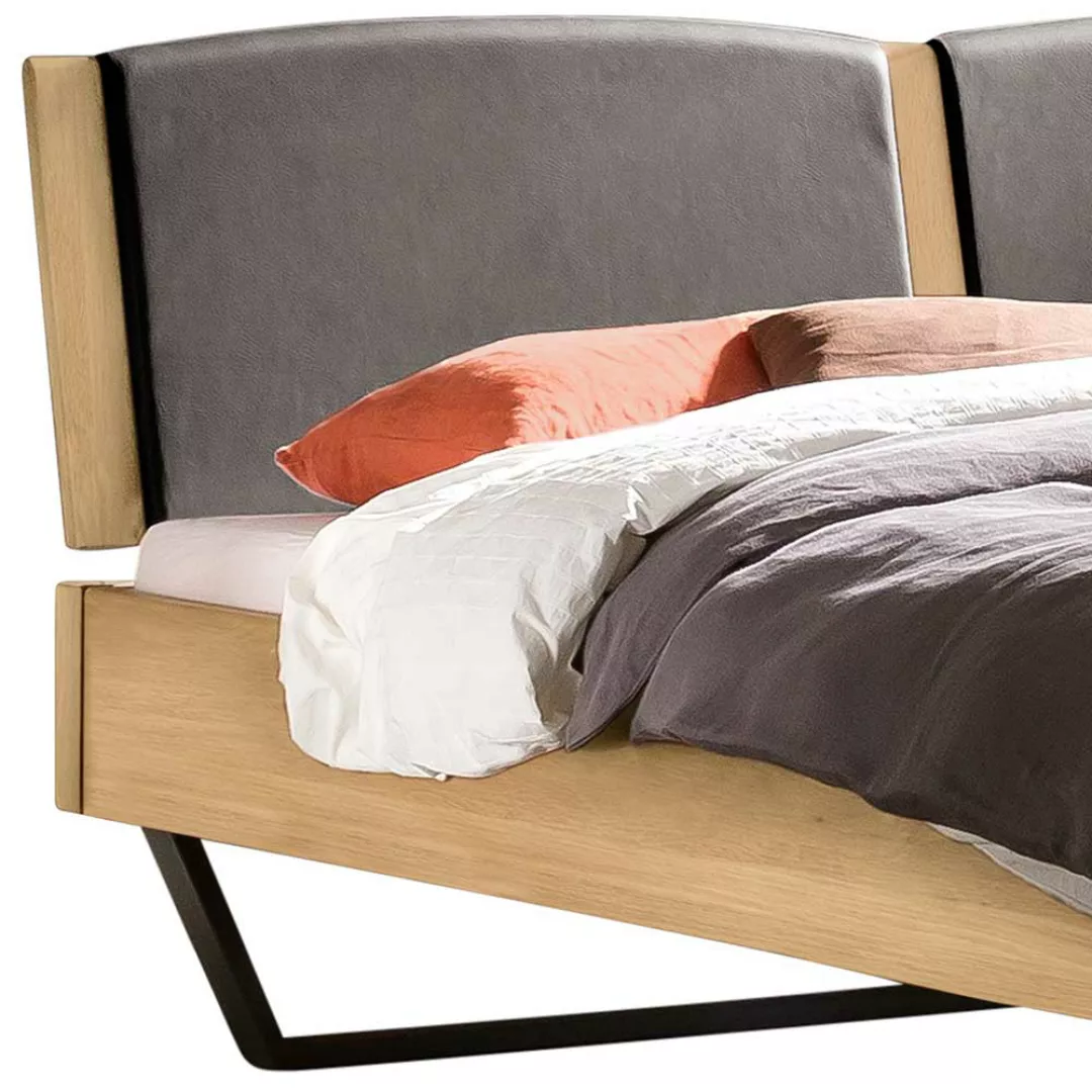 Massivholz Bett mit Kufen - Eiche hell und Metall 146 cm breit günstig online kaufen