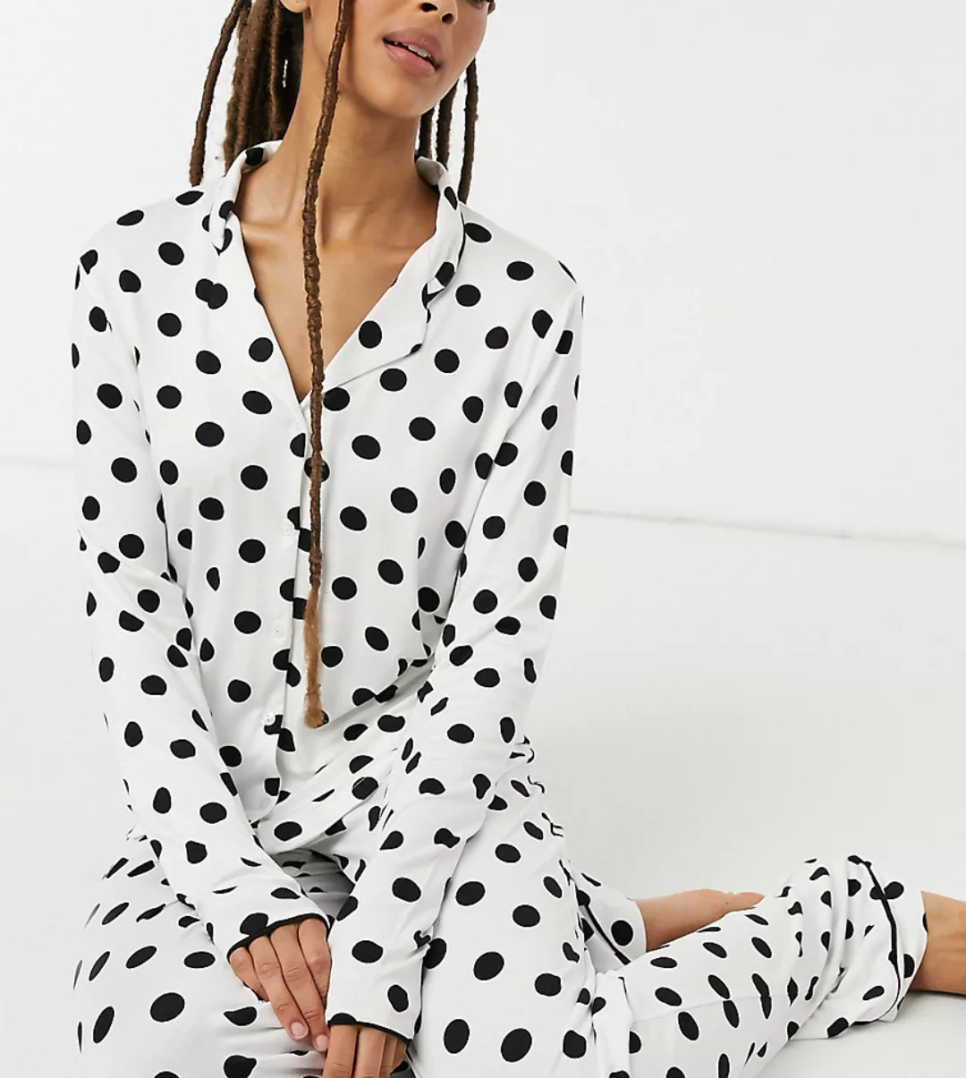 Missguided – Pyjamaset in Weiß mit Tupfenmuster günstig online kaufen