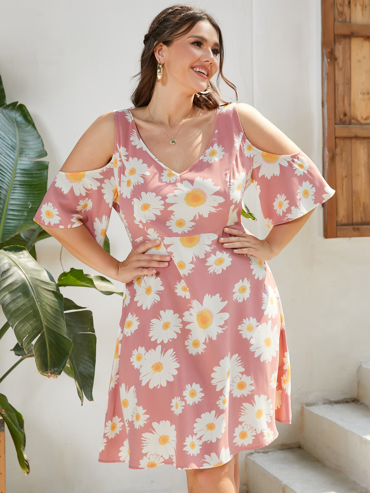 YOINS Plus Größe Cold Shoulder Blumendruck halbe Ärmel Kleid günstig online kaufen