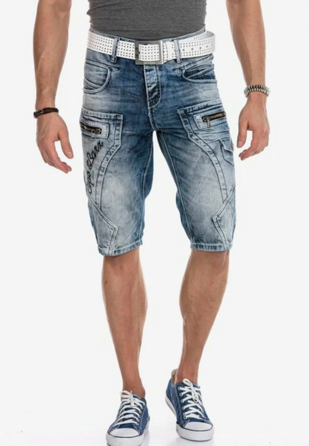 Cipo & Baxx Shorts "CK101", mit trendigen Ziernähten günstig online kaufen