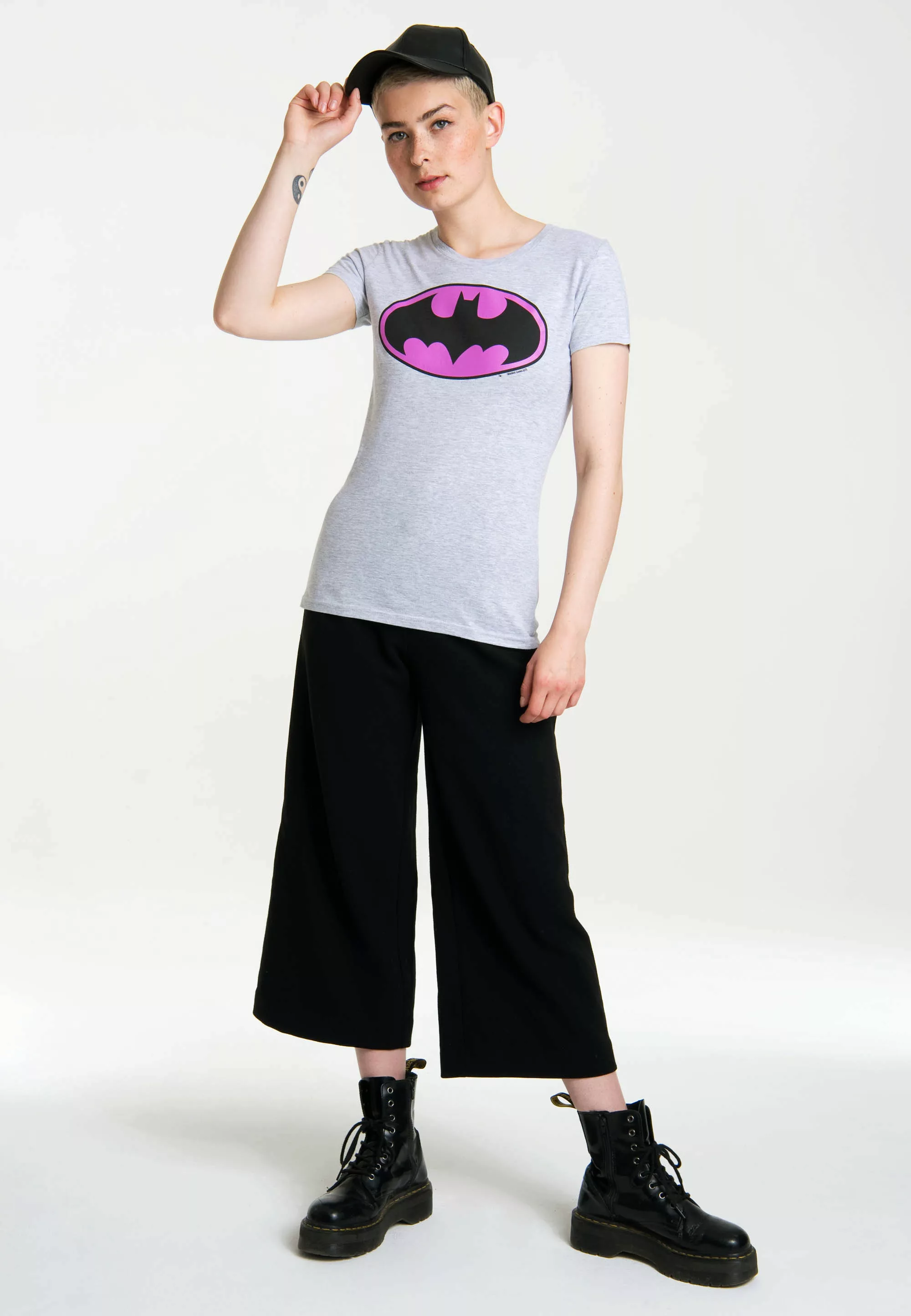 LOGOSHIRT T-Shirt "Batman", mit coolem Superhelden-Logo günstig online kaufen