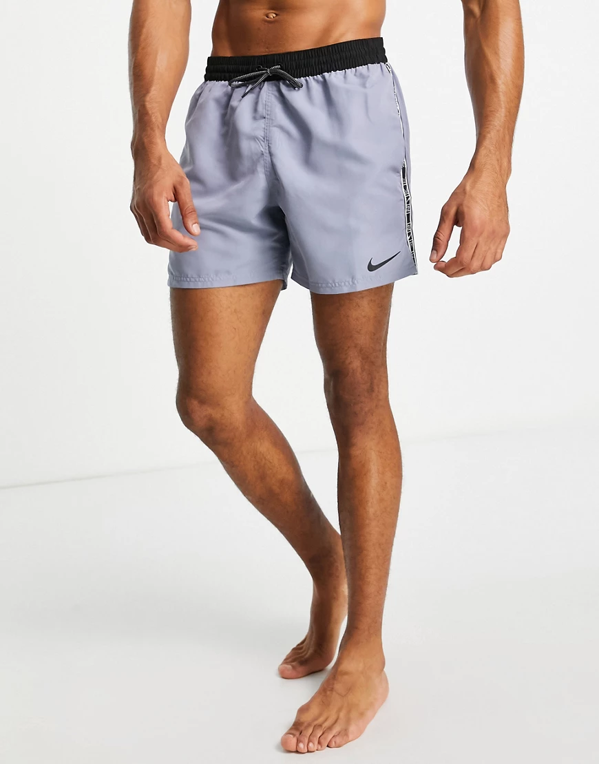 Nike Swimming – Digi – Volley-Shorts mit Zierband in Grau, 5 Zoll günstig online kaufen