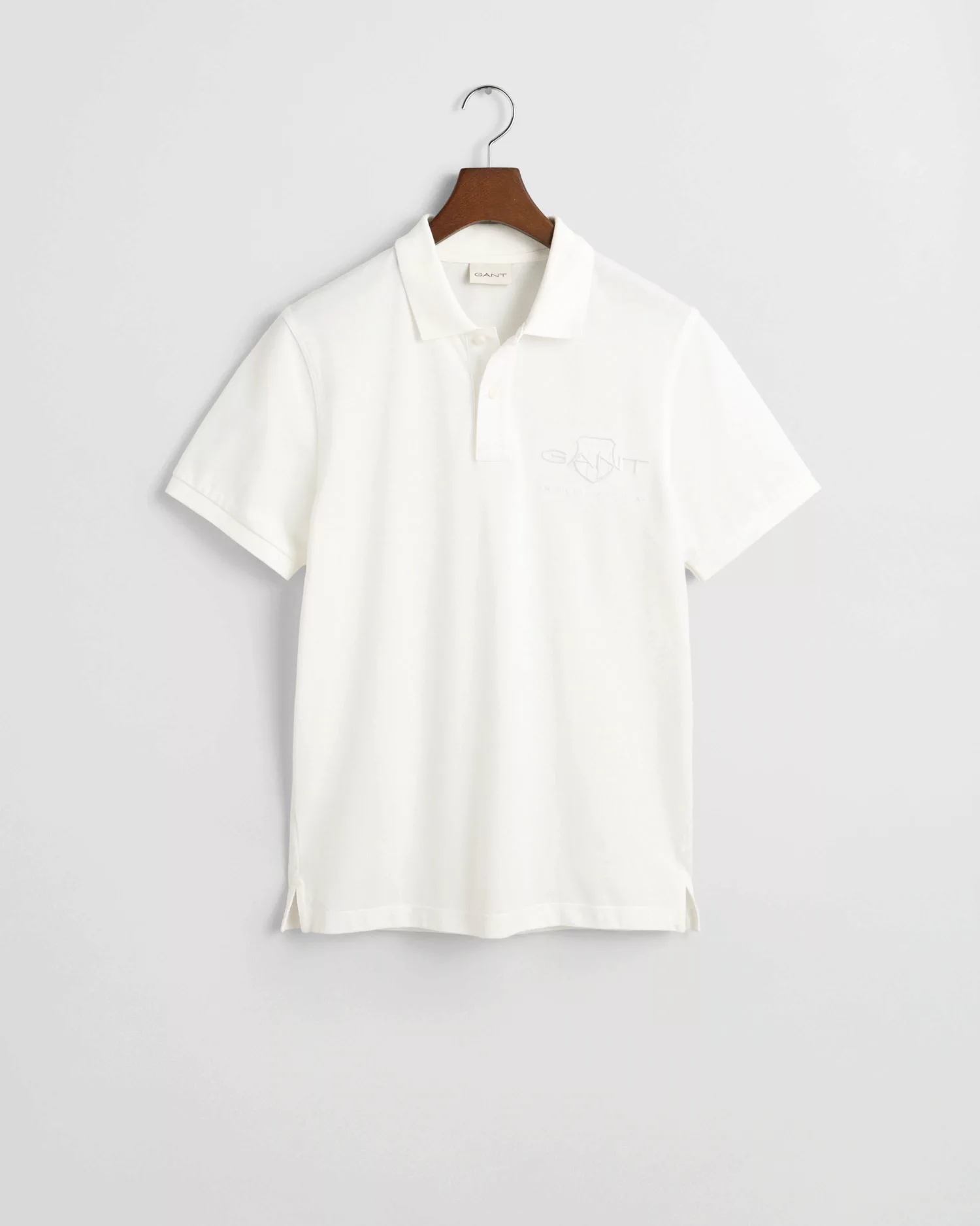 Gant Poloshirt REG TONAL SHIELD SS RUGGER Ton in Ton Stickerei auf der Brus günstig online kaufen