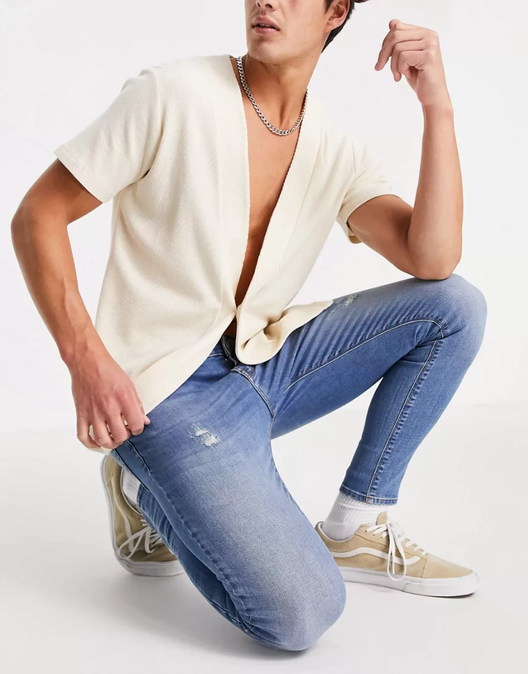 ASOS DESIGN – Hautenge Jeans in mittlerer Waschung mit Power-Stretch und Ab günstig online kaufen
