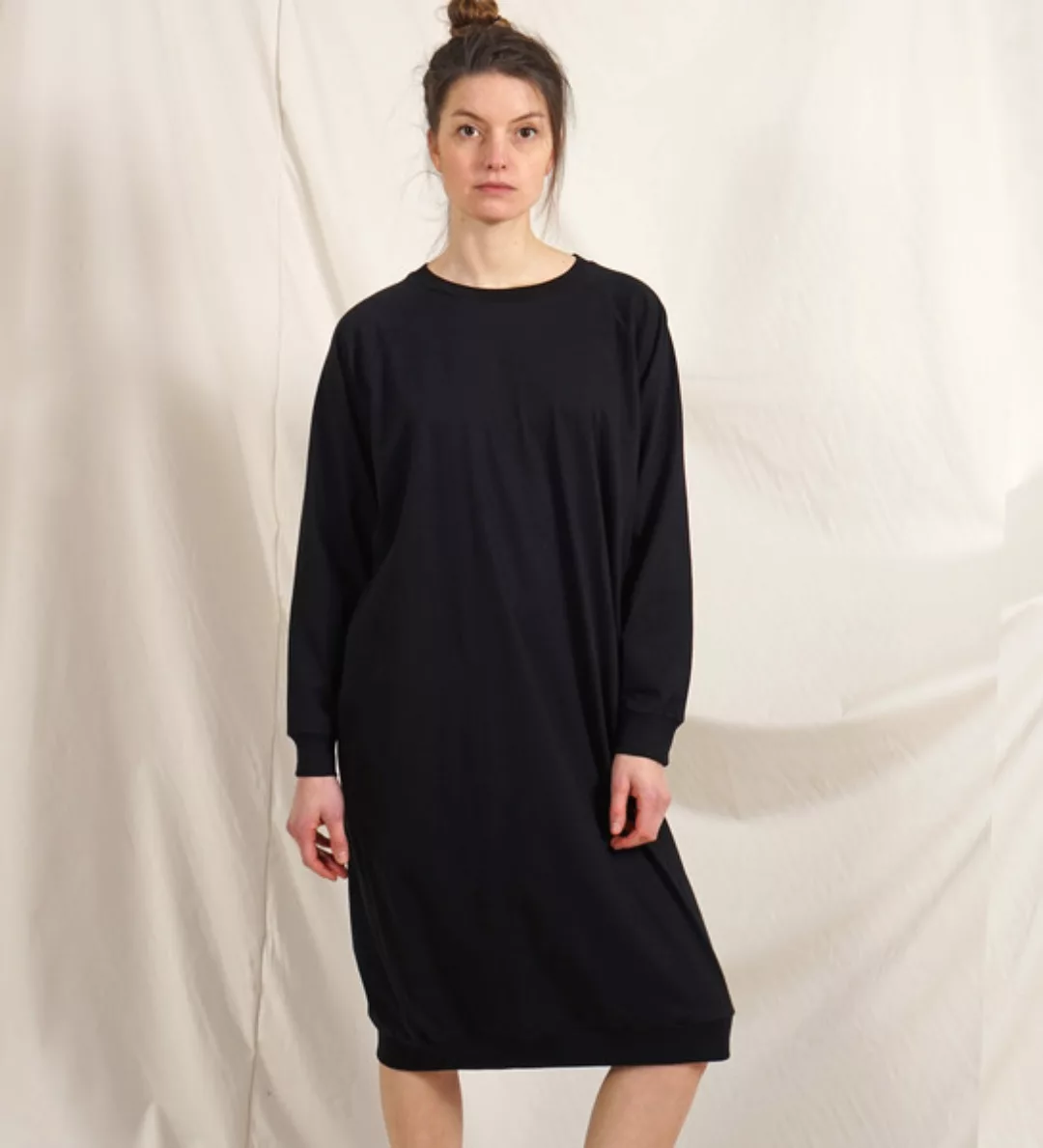 Long Pulli Dress Schwarz Aus Bio-baumwolle günstig online kaufen