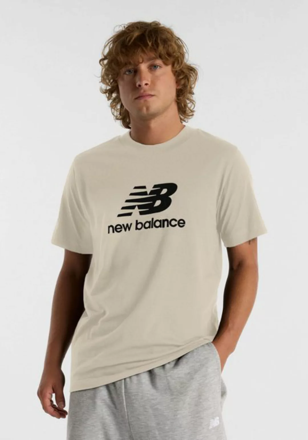 New Balance T-Shirt SPORT ESSENTIALS GRADIENT LOGO T-SHIRT günstig online kaufen