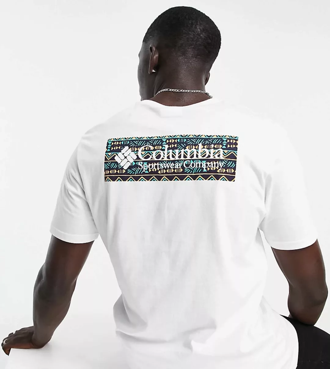 Columbia – North Cascades – T-Shirt in Weiß mit Print am Rücken, exklusiv b günstig online kaufen