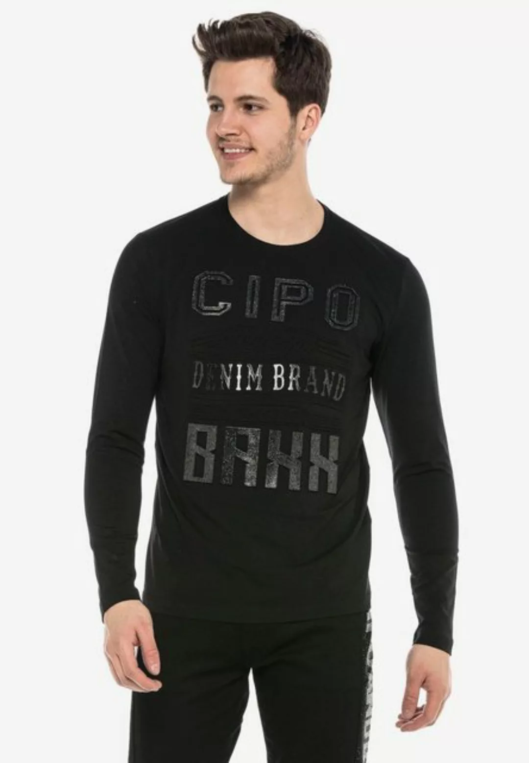 Cipo & Baxx Langarmshirt mit dezentem Frontprint günstig online kaufen