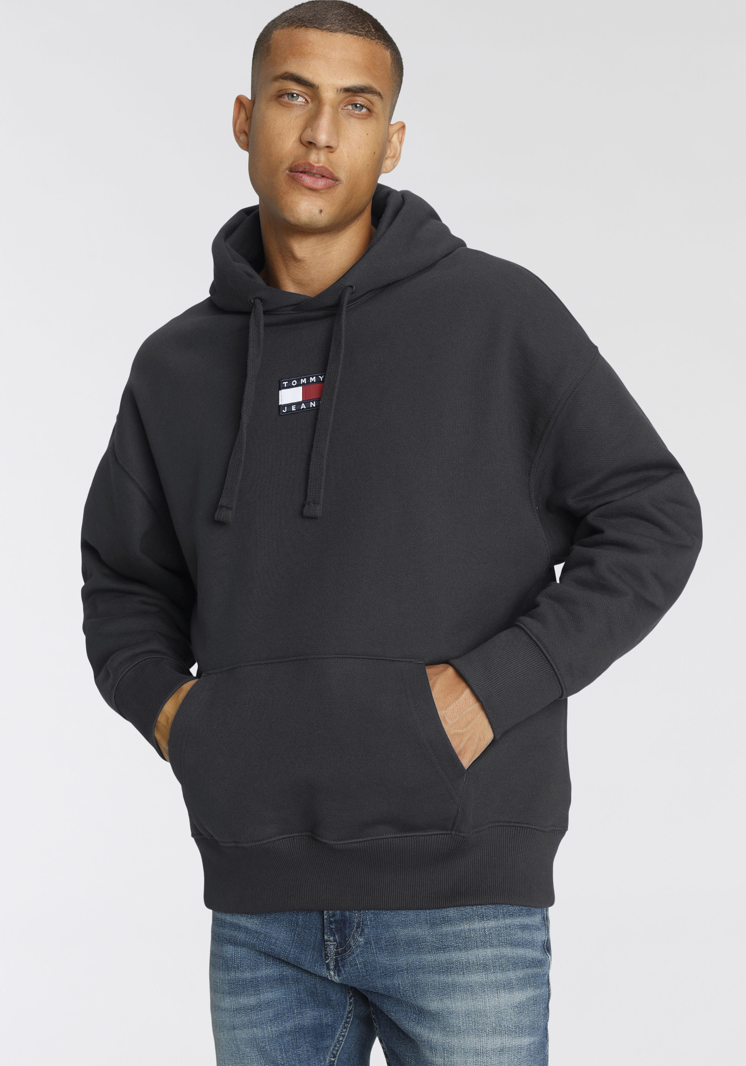 Tommy Jeans Kapuzensweatshirt "TJM TOMMY BADGE HOODIE" günstig online kaufen